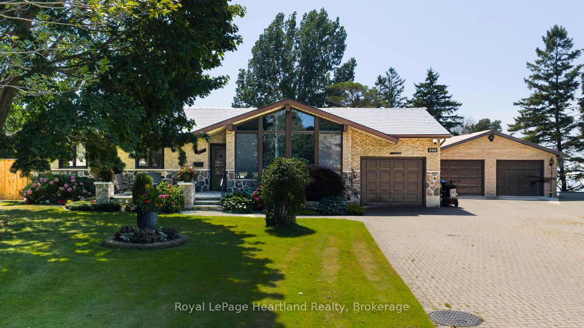 366 Suncoast Drive W Property Photo 1