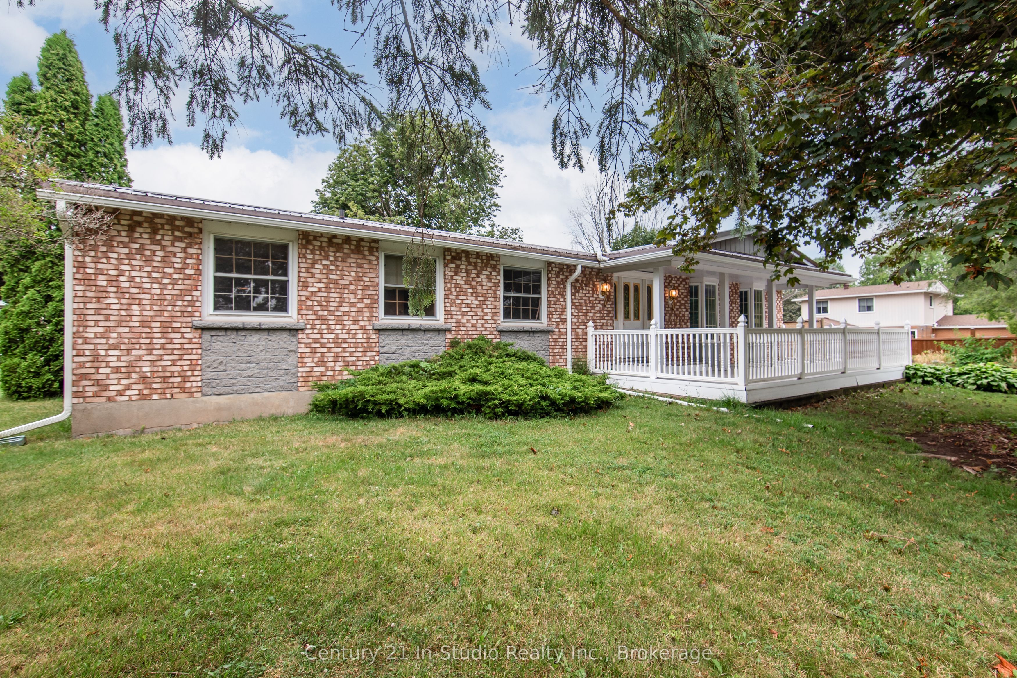 1116 Milne Drive Property Photo 2