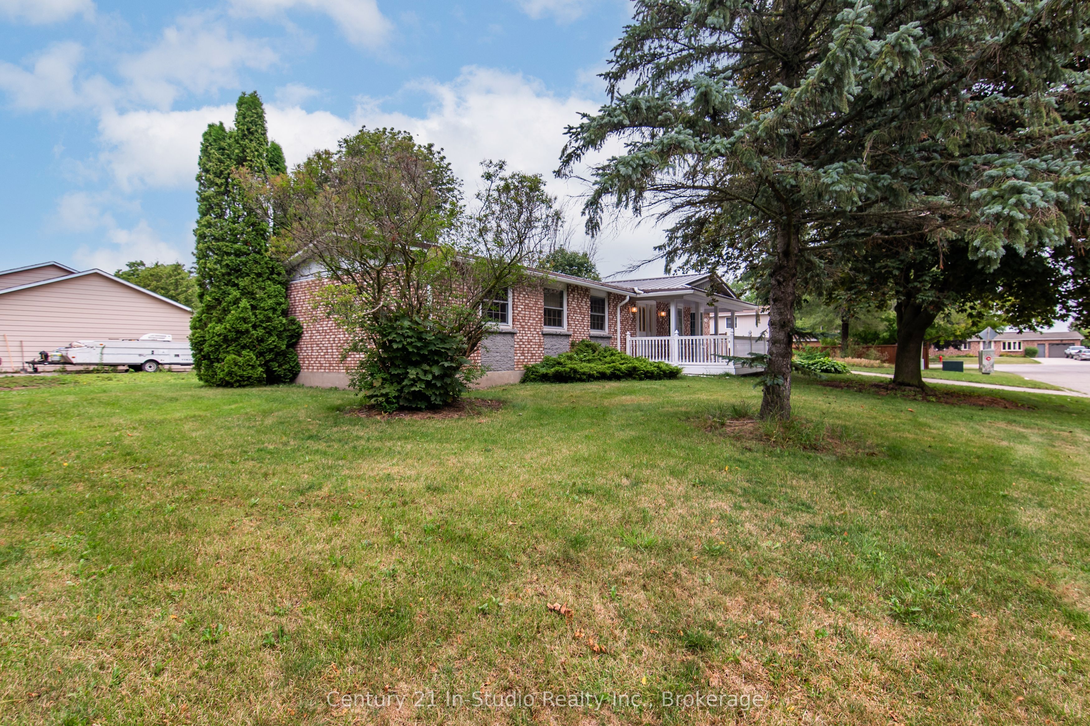 1116 Milne Drive Property Photo 5