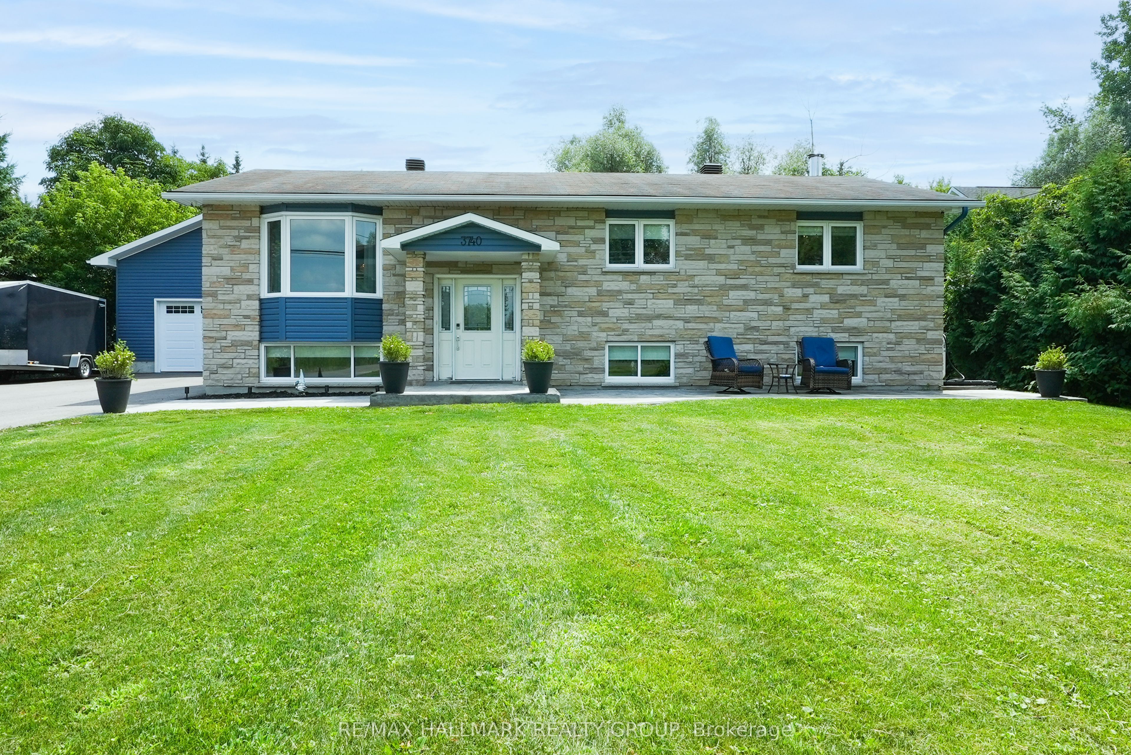 3740 Louiseize Road