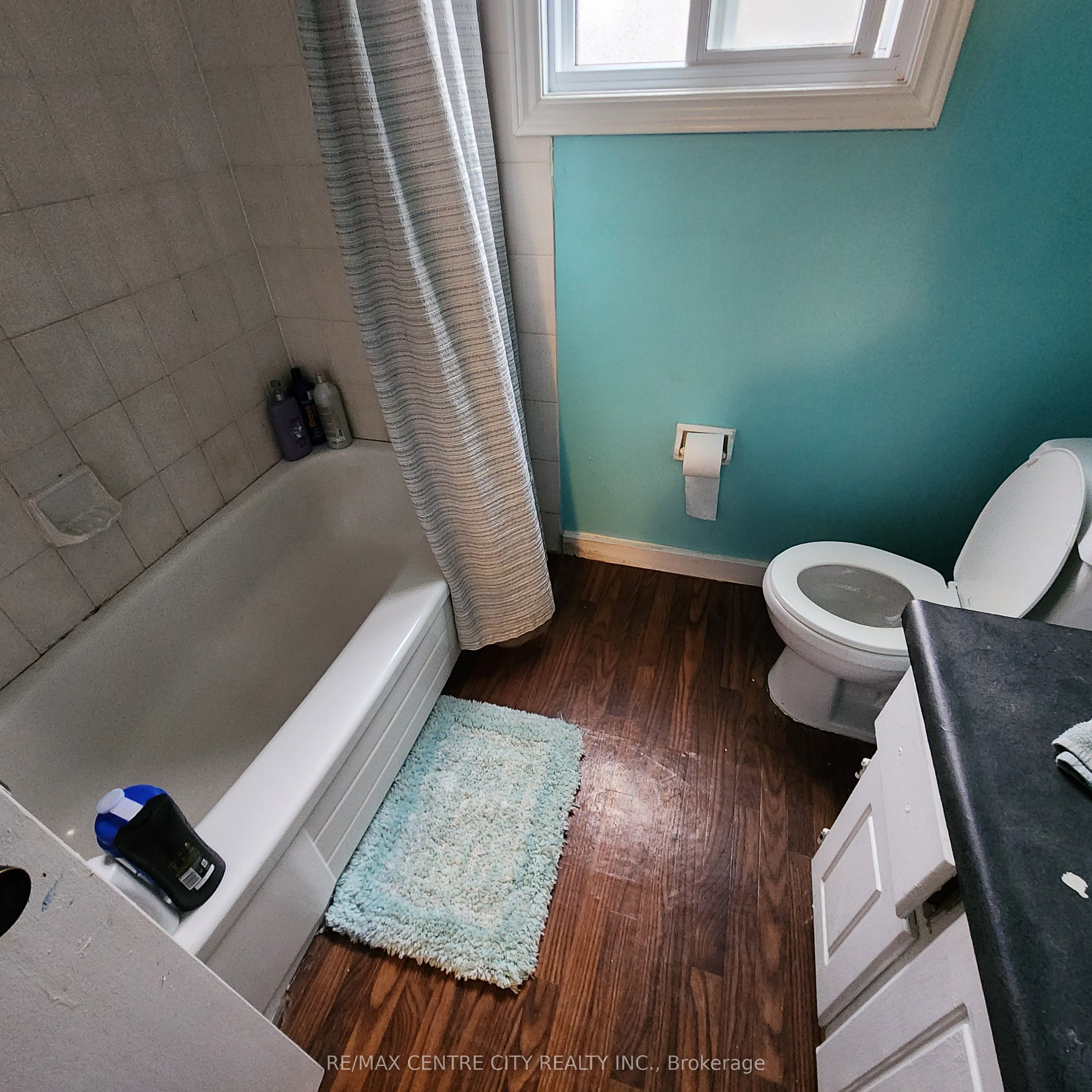 1687 Ernest Avenue Property Photo 5