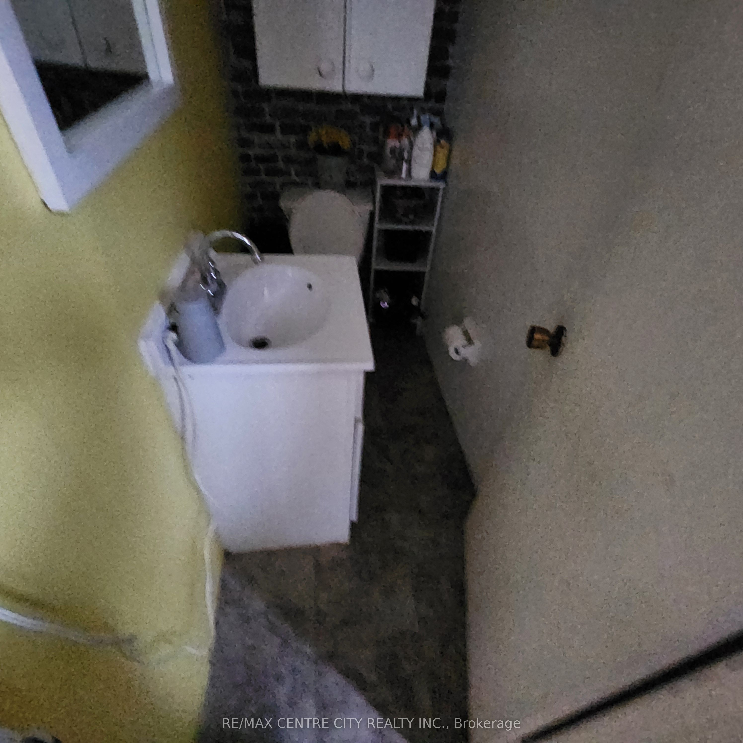 1687 Ernest Avenue Property Photo 8