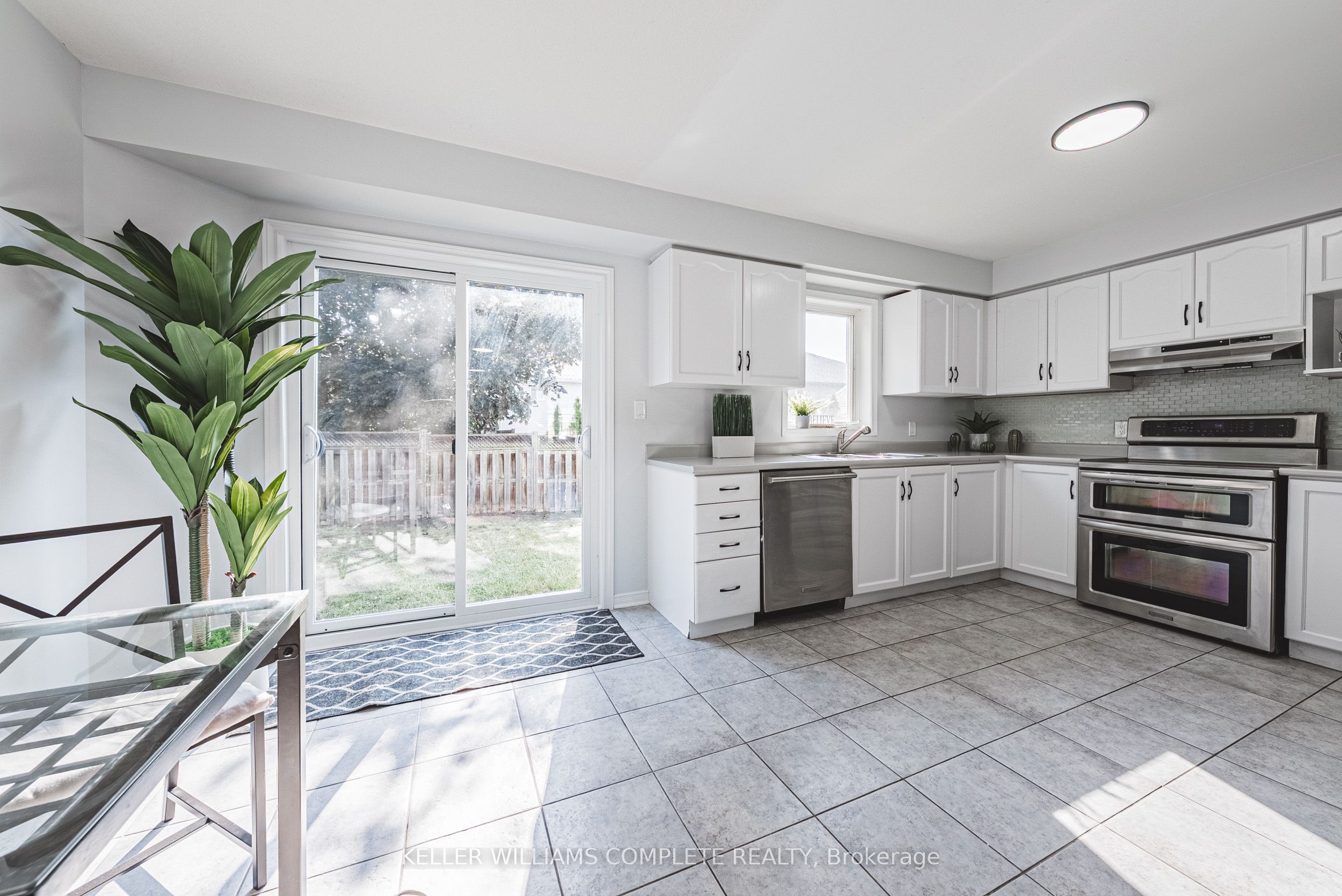 4492 Weltman Way Property Photo 12