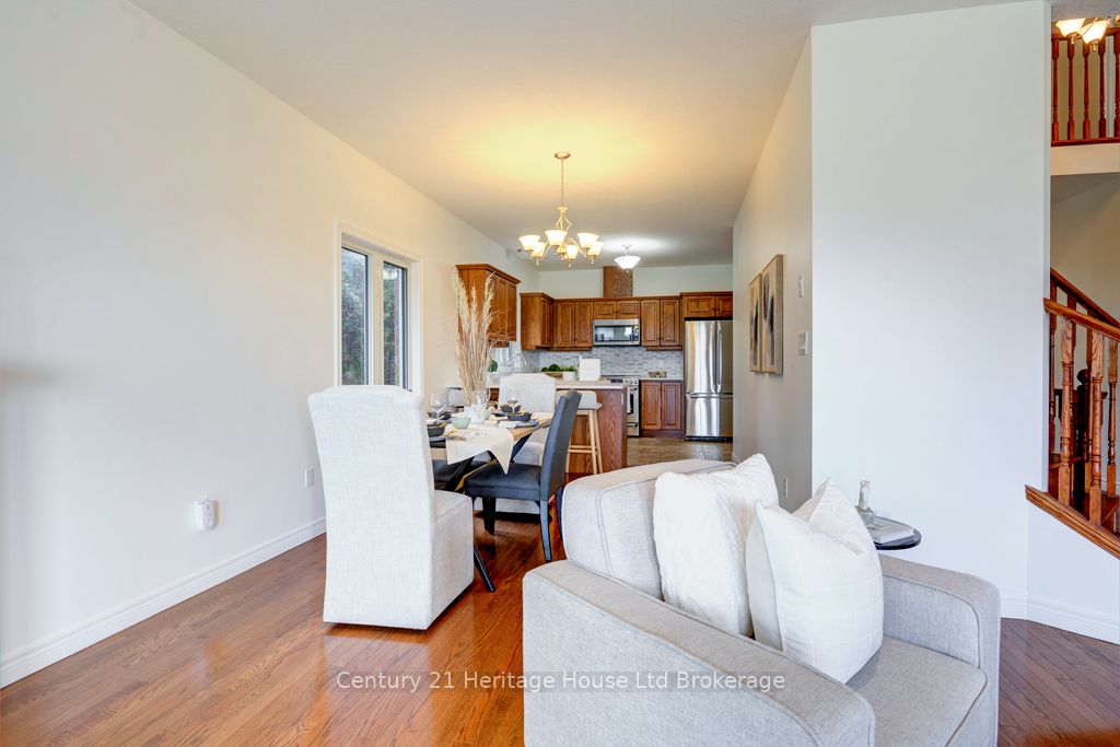 2 Green Gable Place Property Photo 16