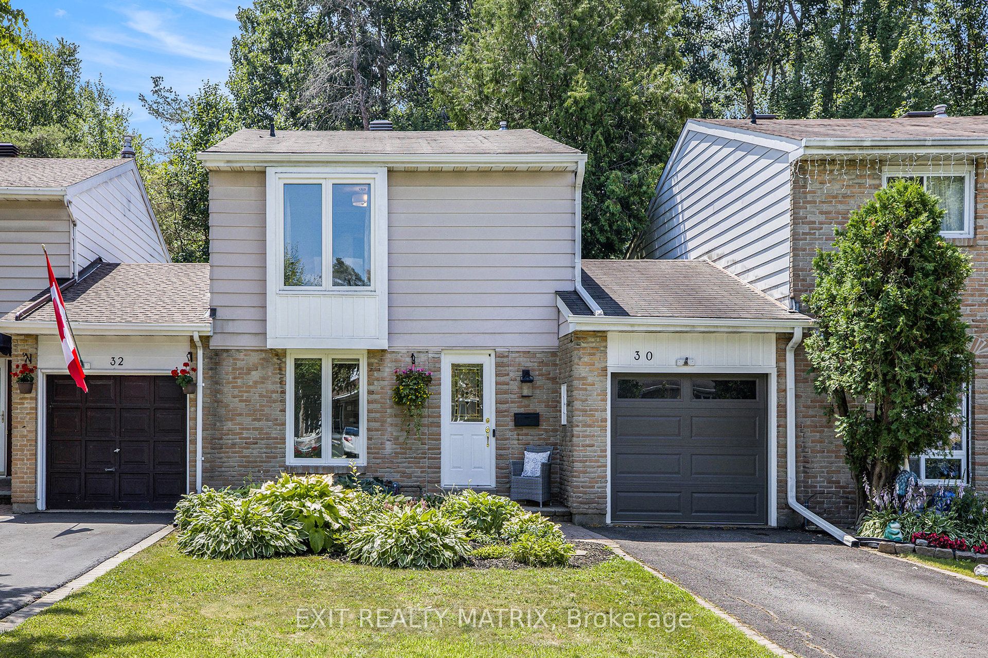 30 Glen Park Dr Property Photo 1