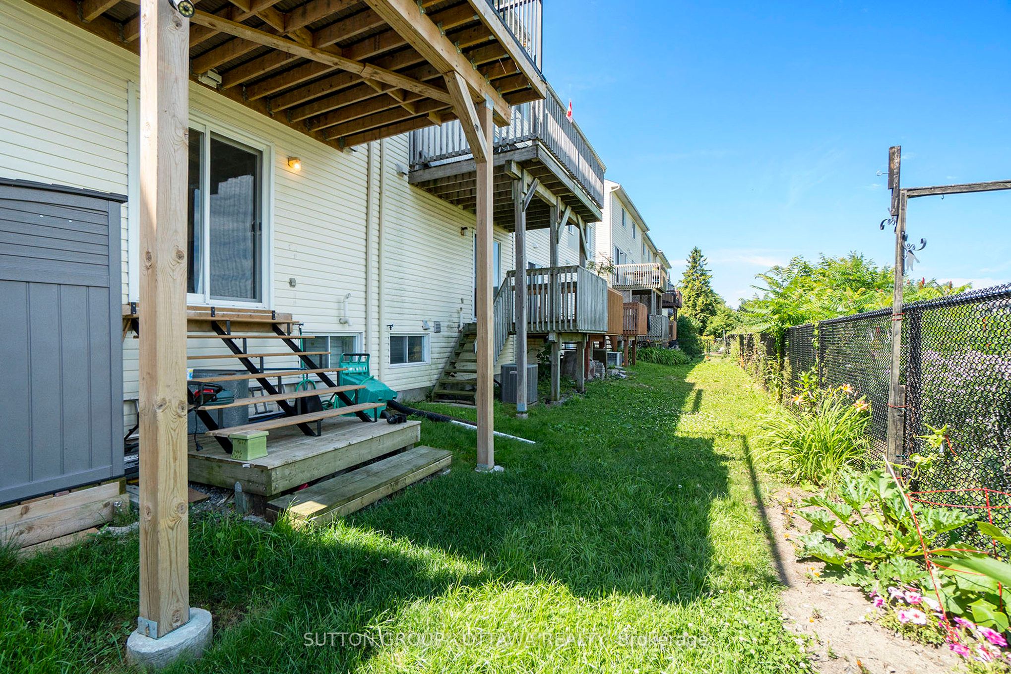13 Drayton Private Property Photo 28