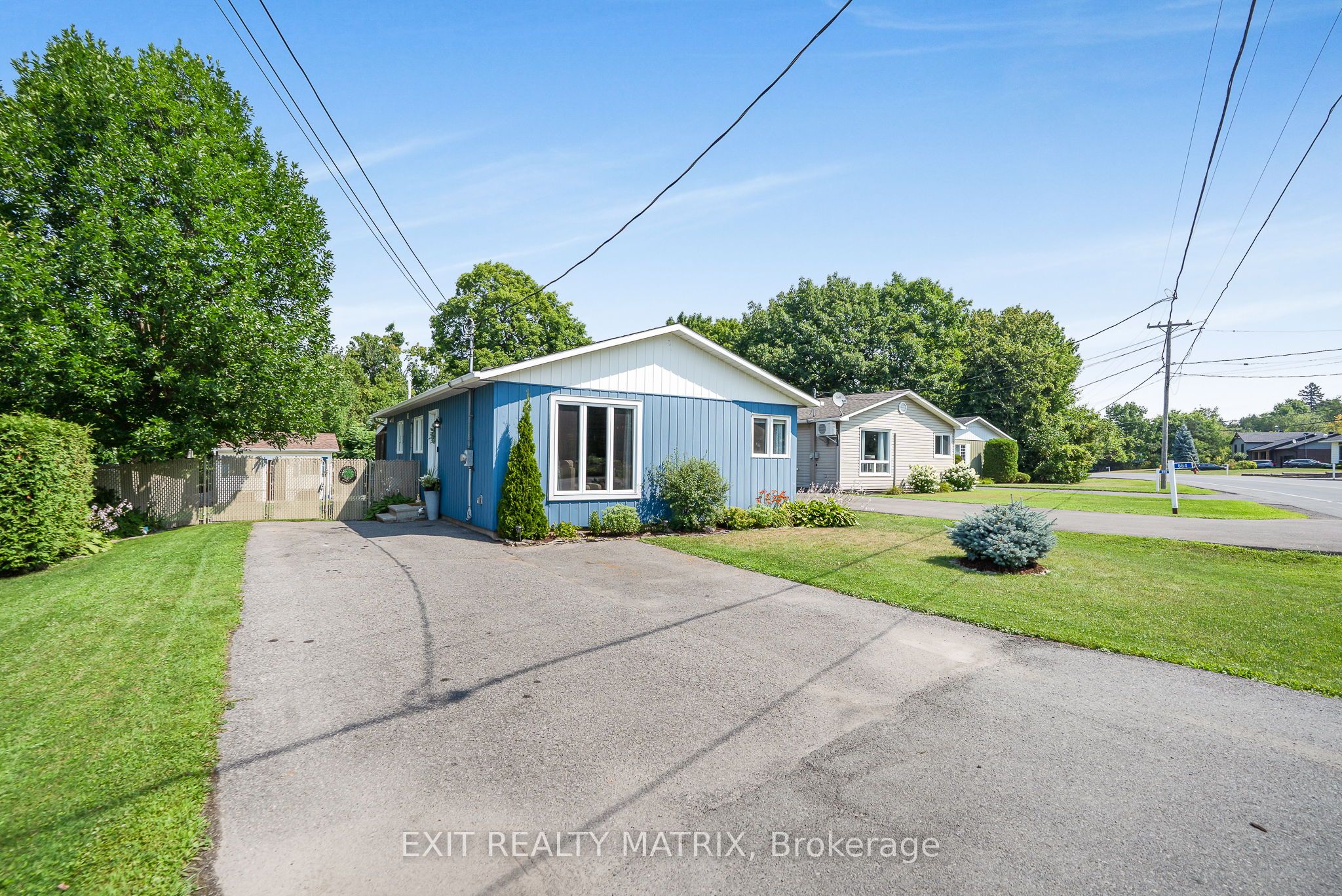 670 Front Road Property Photo 1