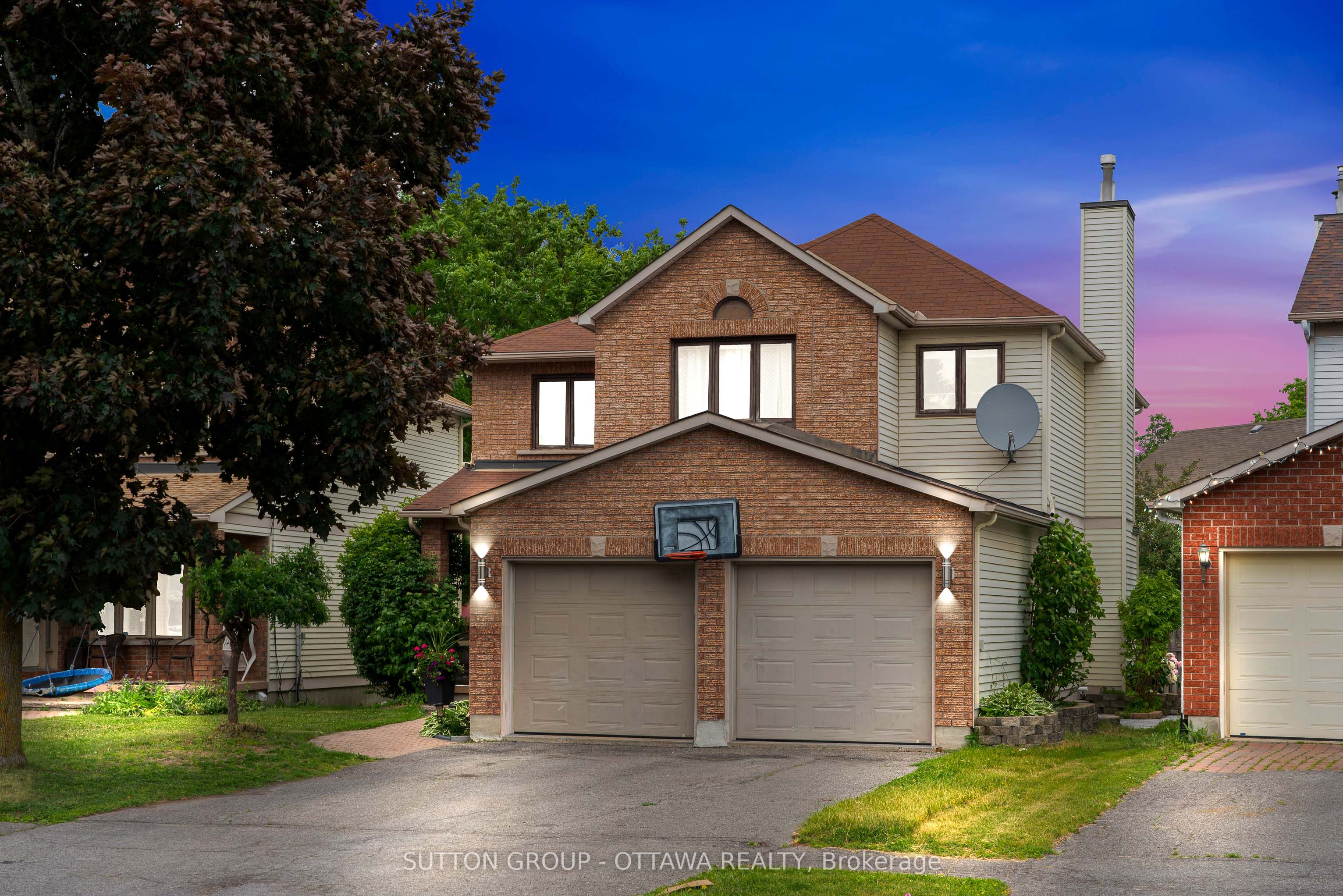 2163 Johnston Road Property Photo 1