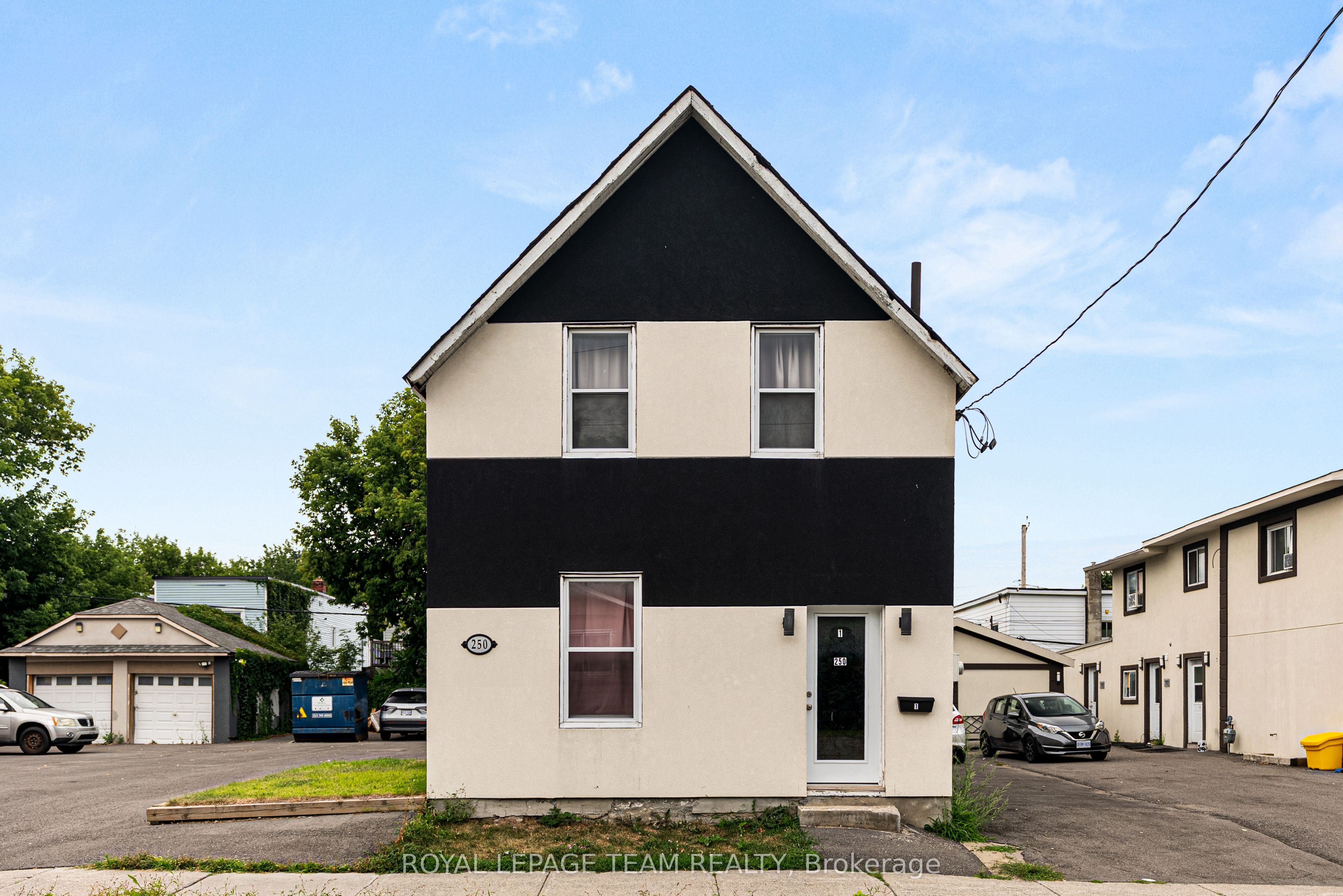 250 Hannah Street Property Photo 1