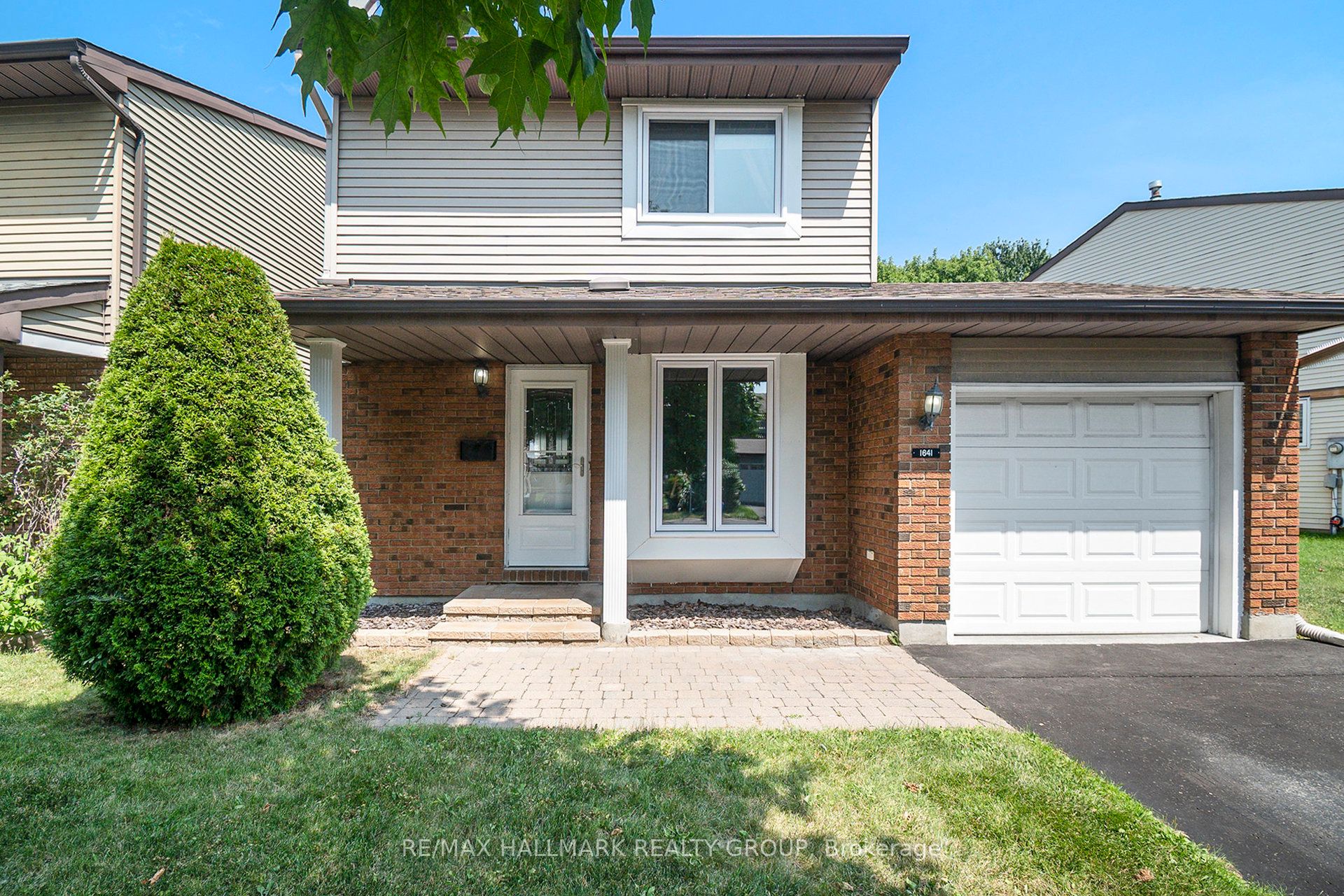 1641 Saxony Crescent