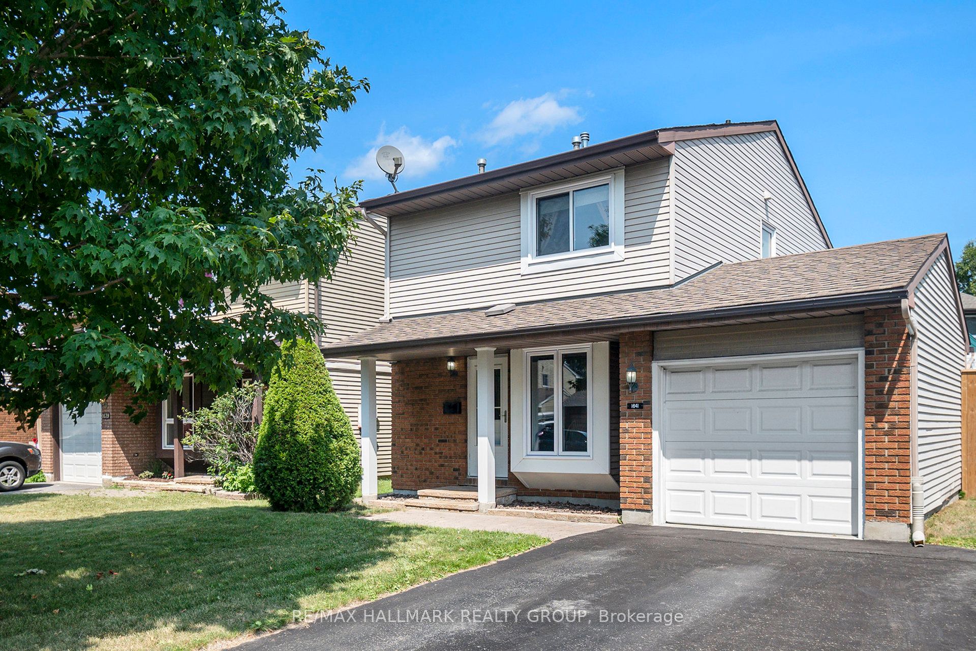 1641 Saxony Crescent Property Photo 3