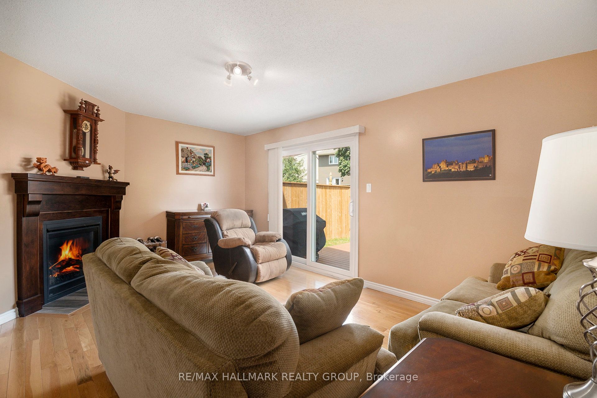 1641 Saxony Crescent Property Photo 10