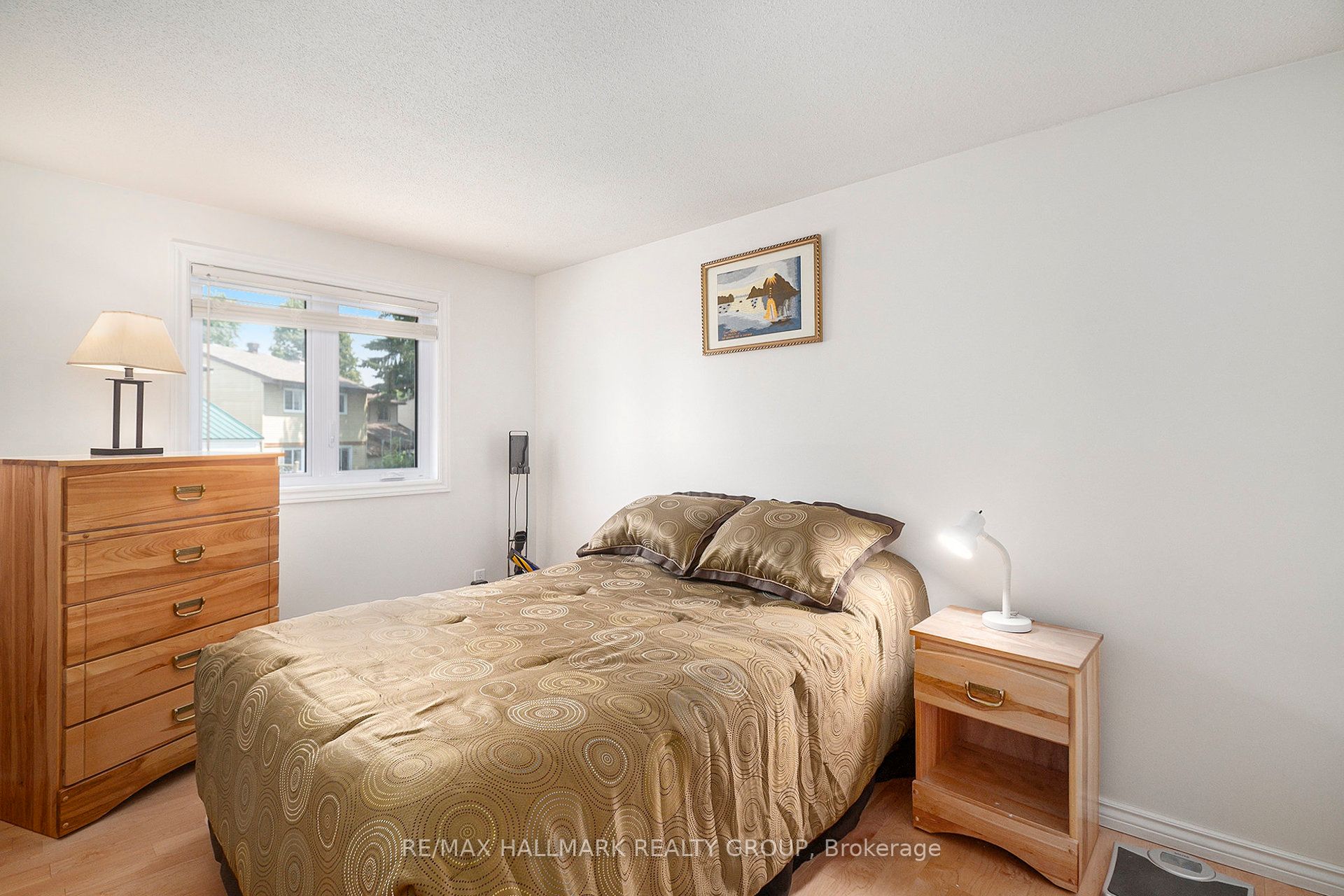1641 Saxony Crescent Property Photo 15