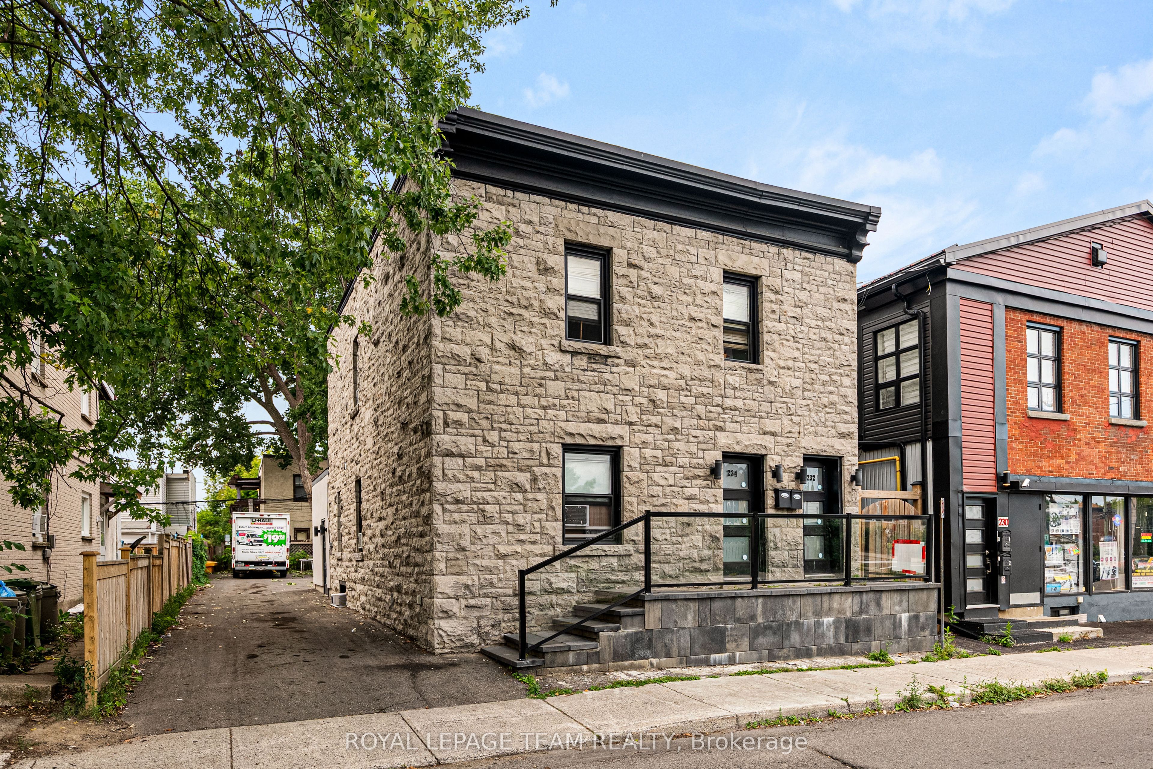 232-234 Hannah Street Property Photo 2