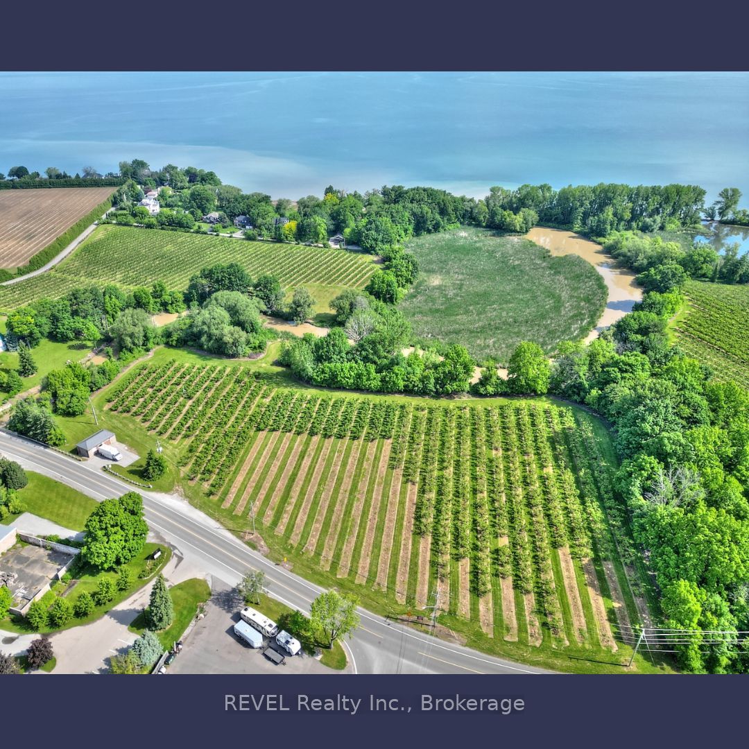 1378 Lakeshore Road Property Photo 2