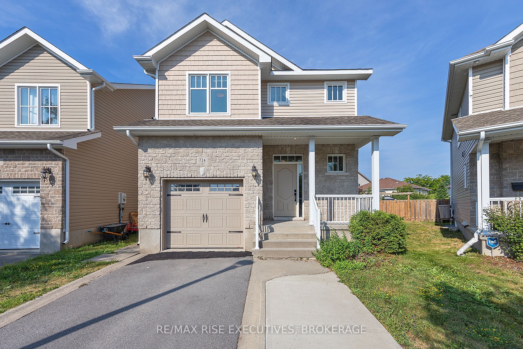 724 Margaret Way Property Photo 1