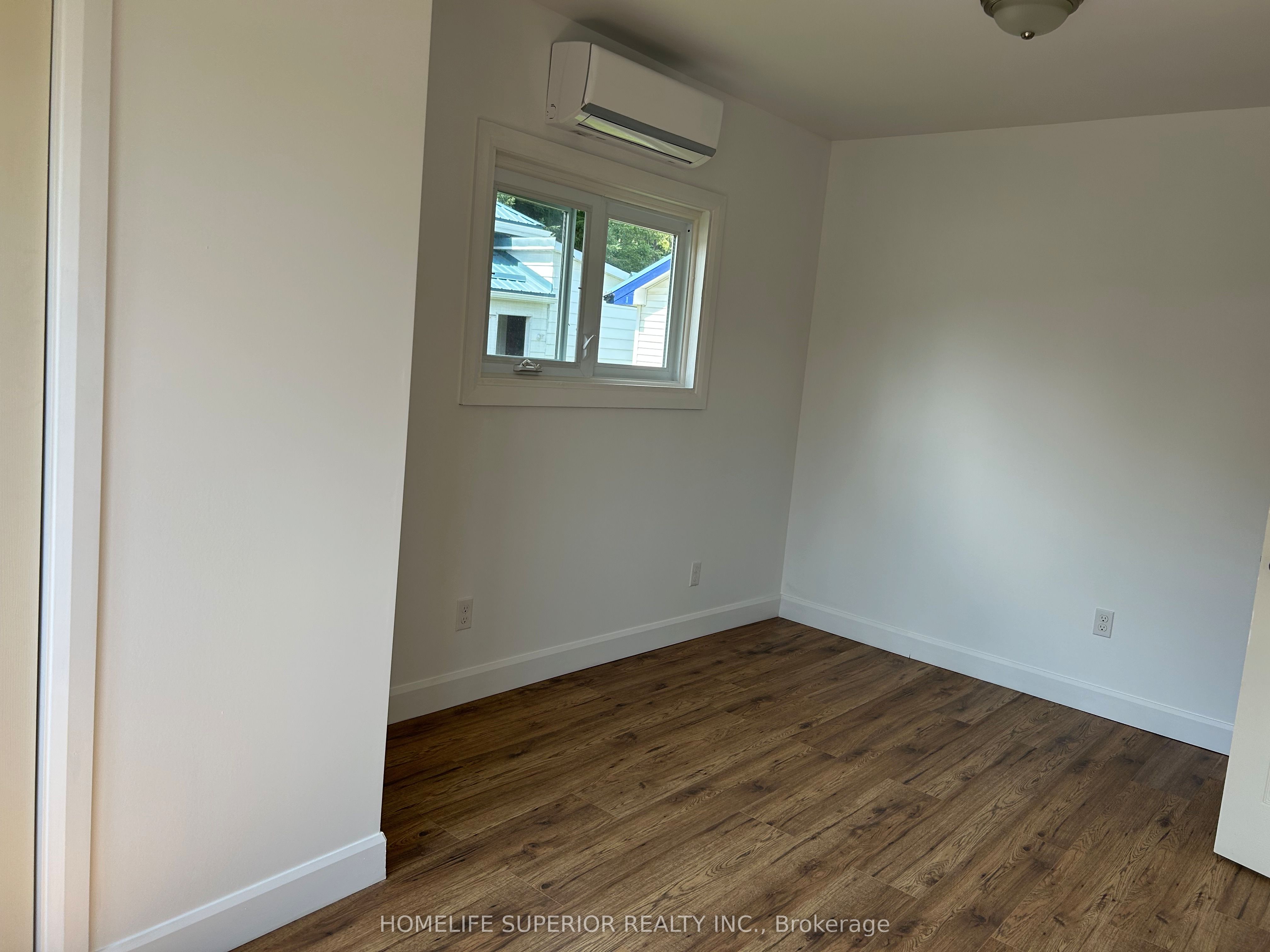 10 Main Street N Property Photo 13