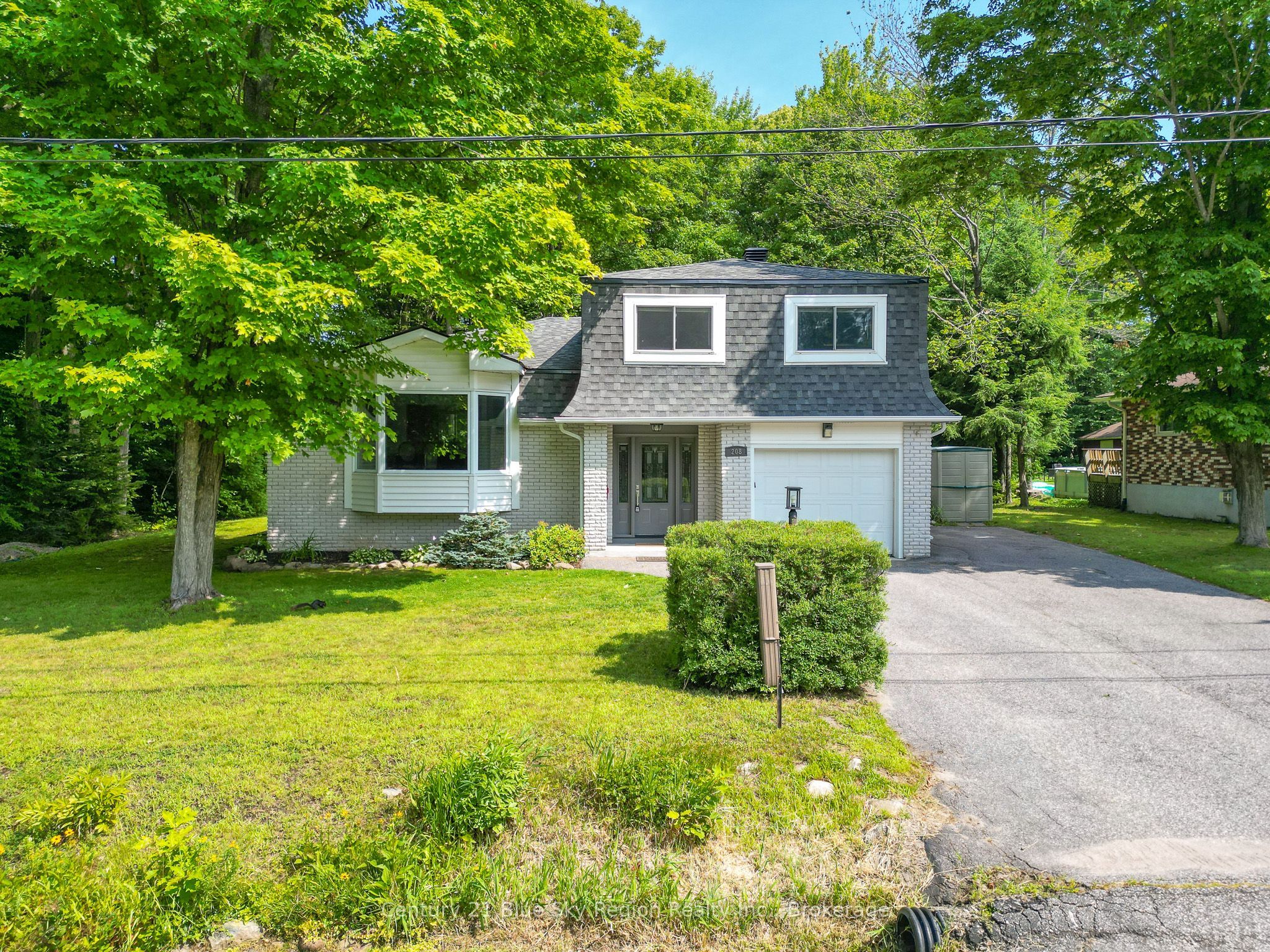 208 Mcnaughton Avenue Property Photo 1