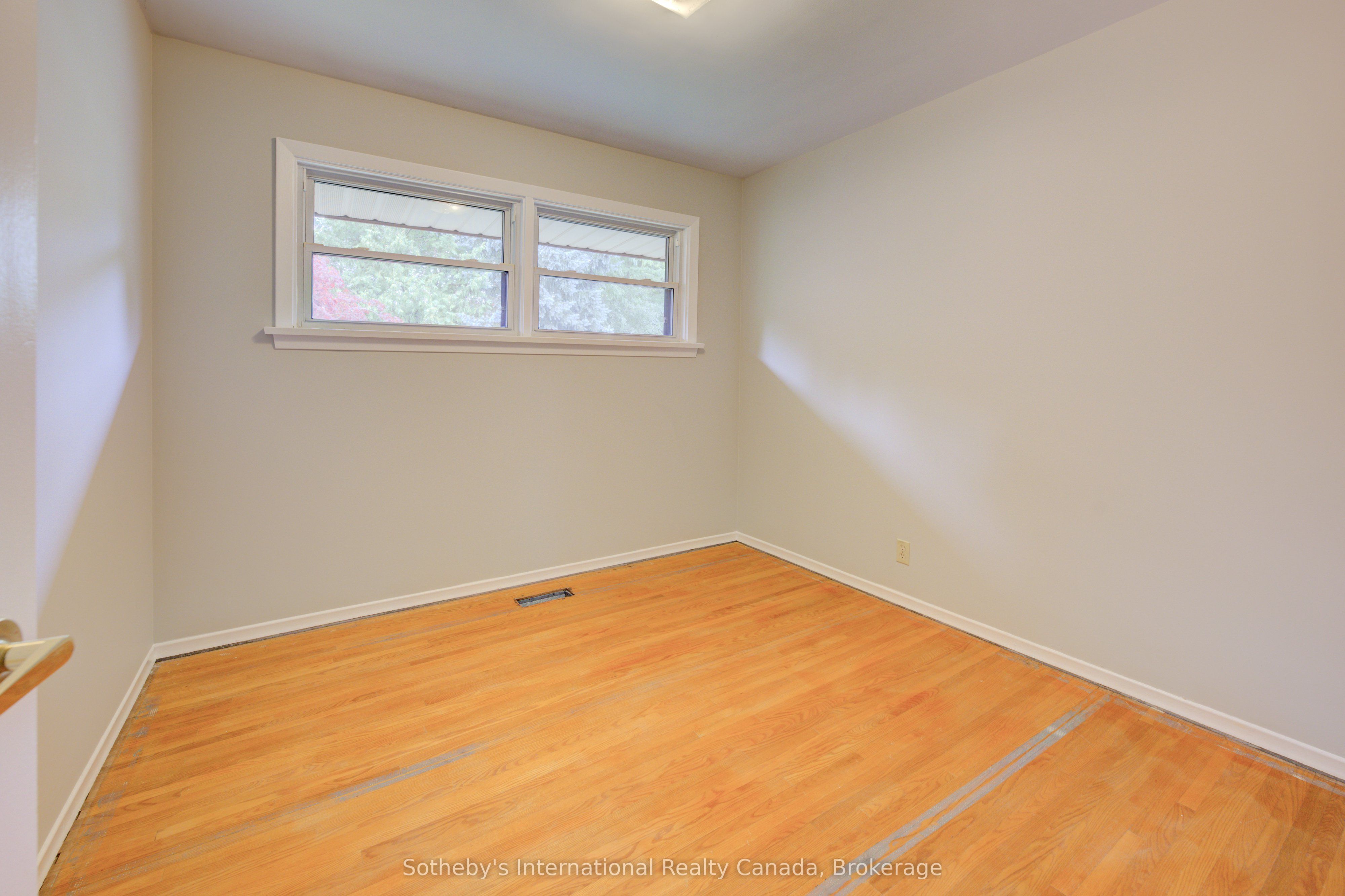 155 Gatewood Road Property Photo 20