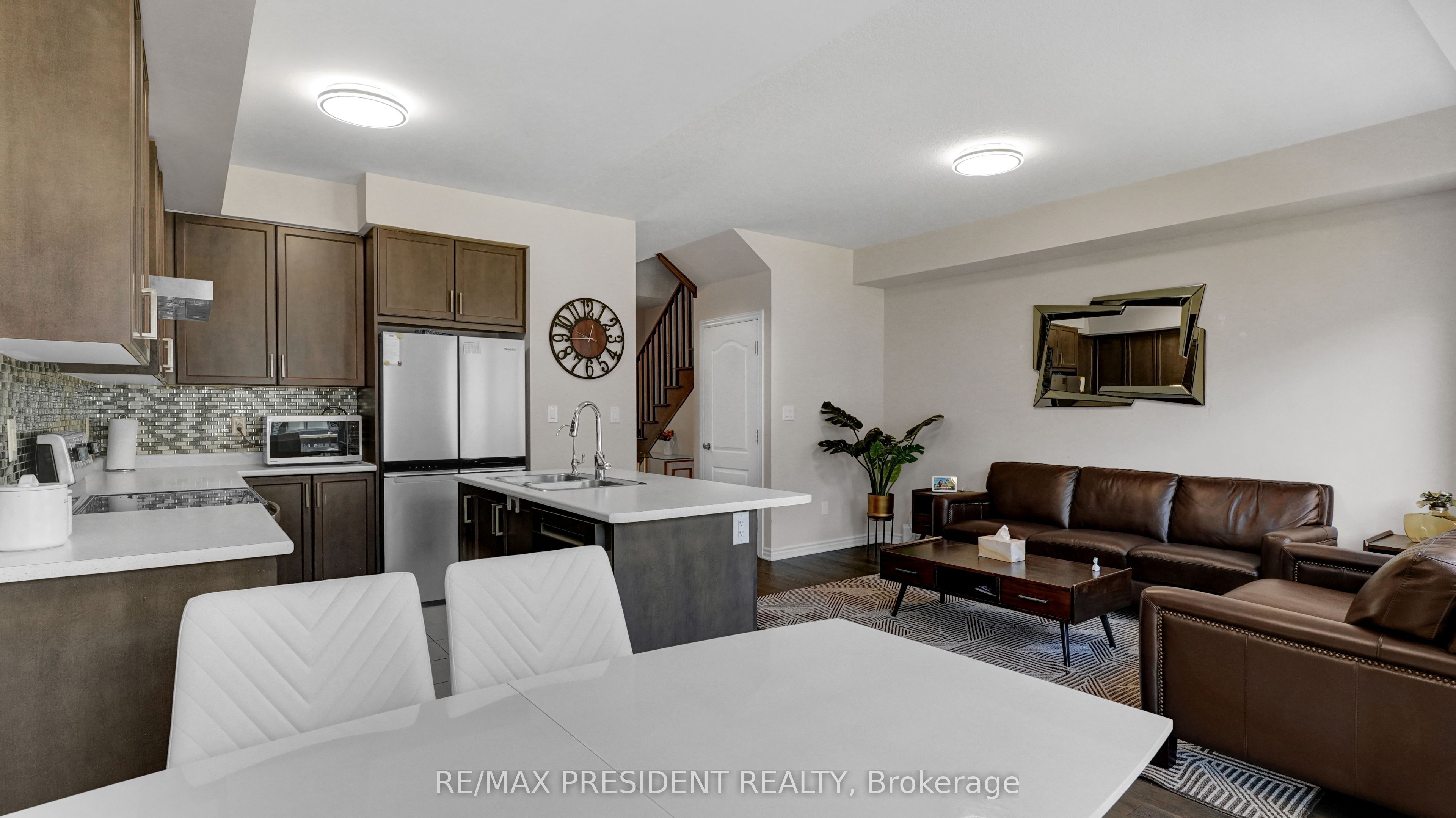 105 Eva Drive Property Photo 6