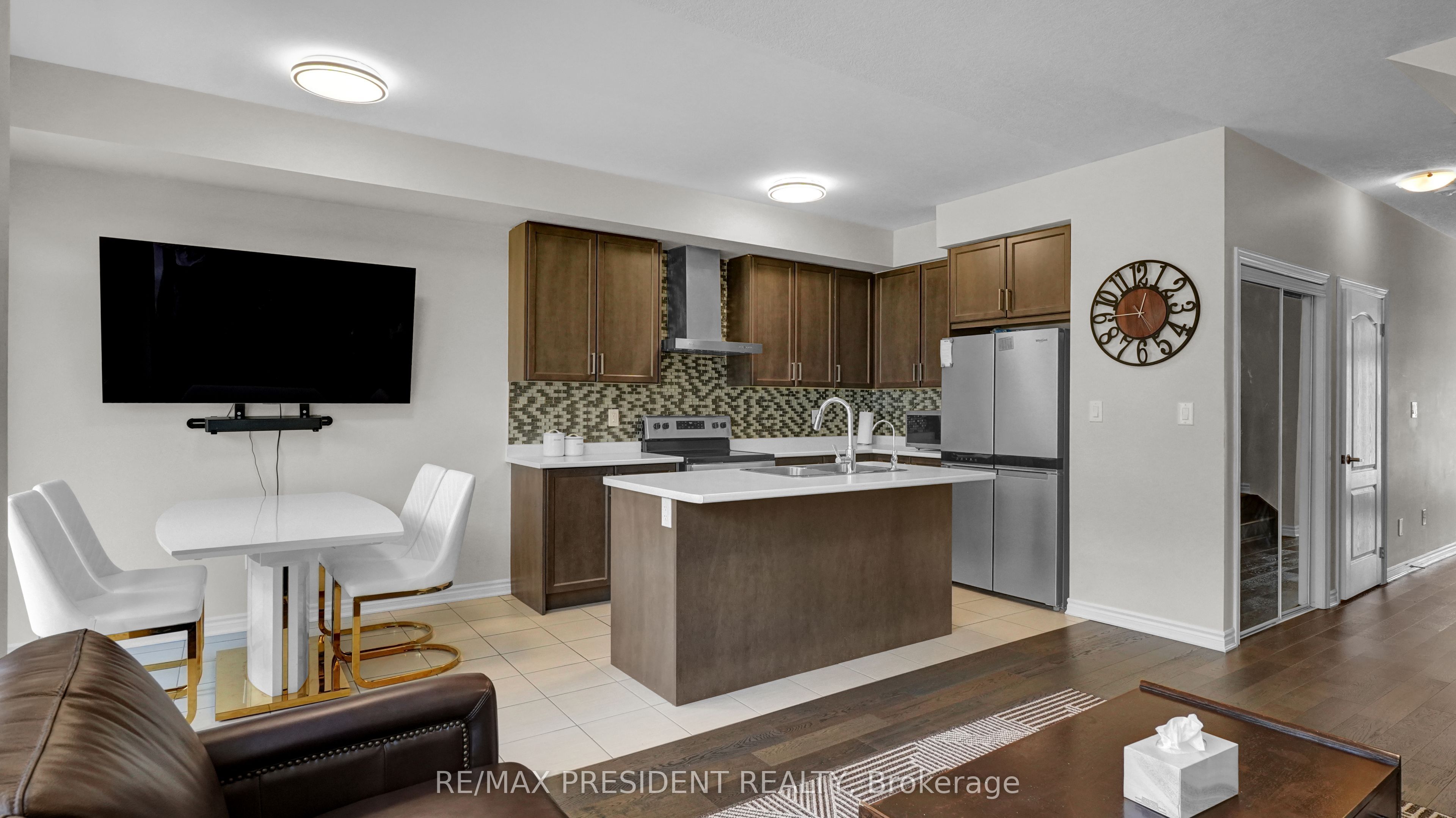 105 Eva Drive Property Photo 7