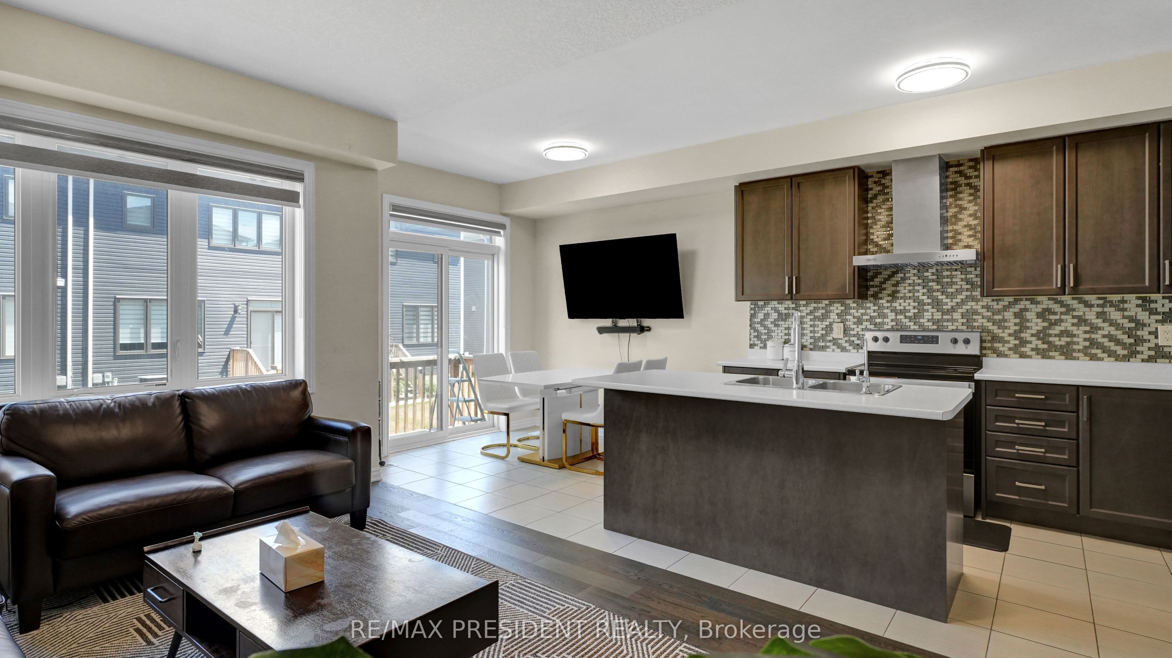 105 Eva Drive Property Photo 8