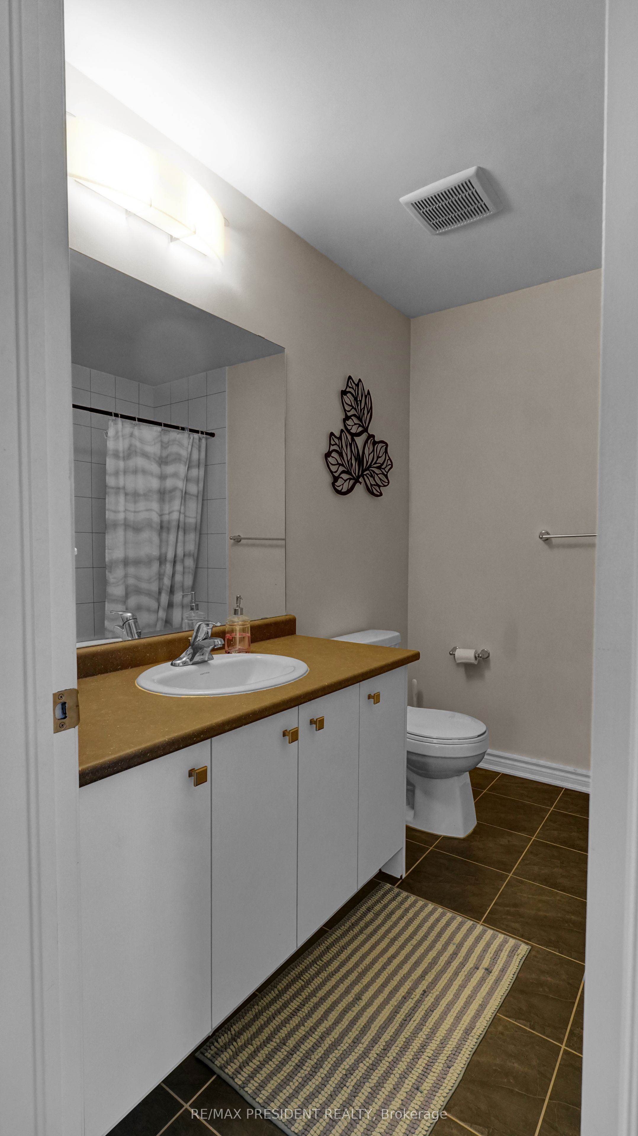 105 Eva Drive Property Photo 17