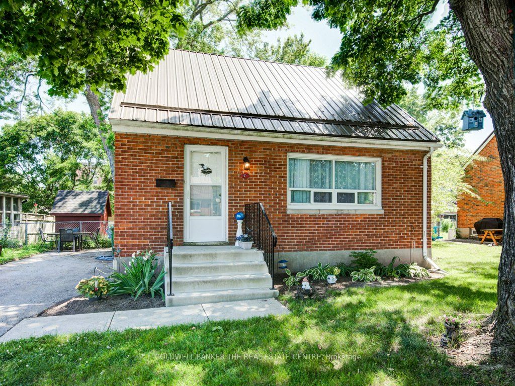 87 Dunkirk Dr Property Photo 1
