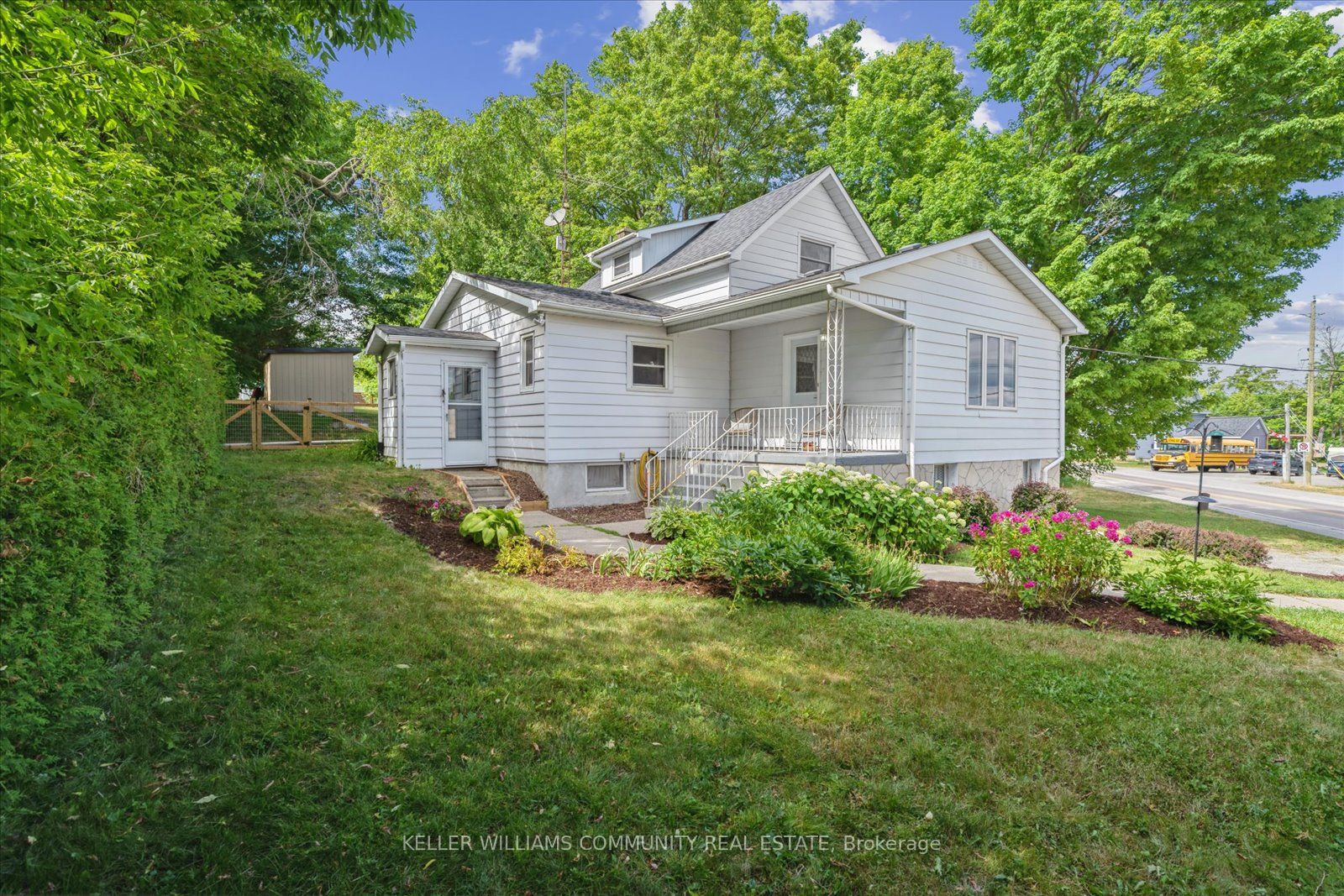 9106 County Rd 45 Property Photo 1