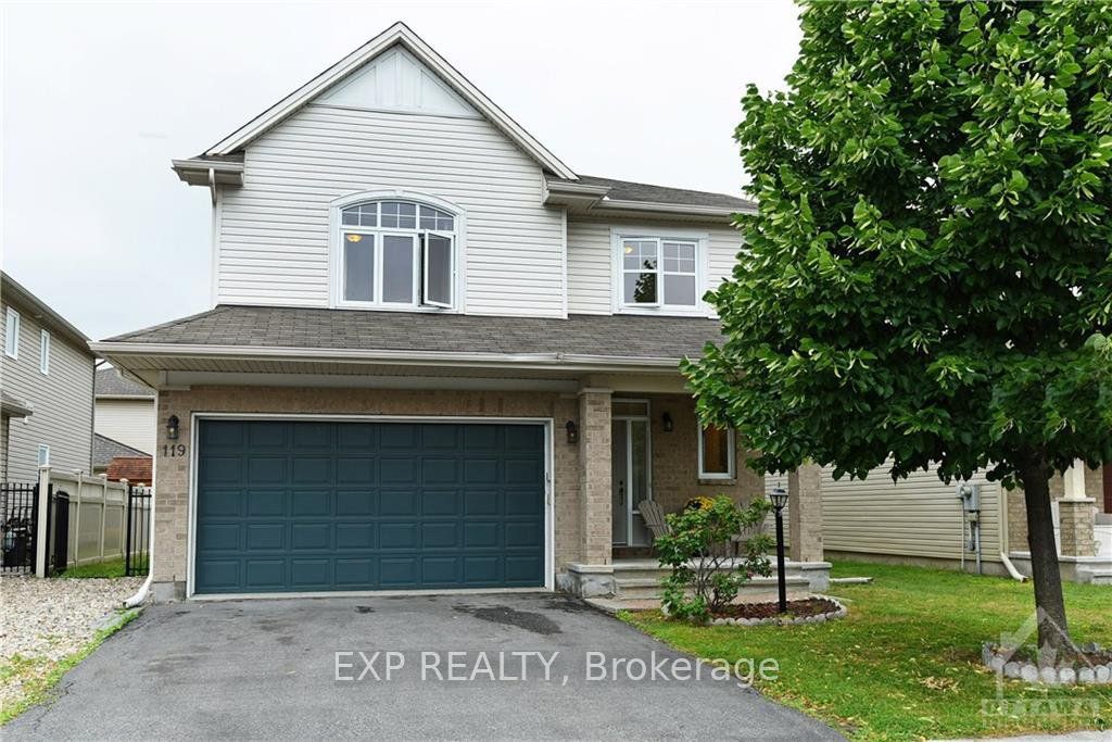 119 Anfield Cres Property Photo 1