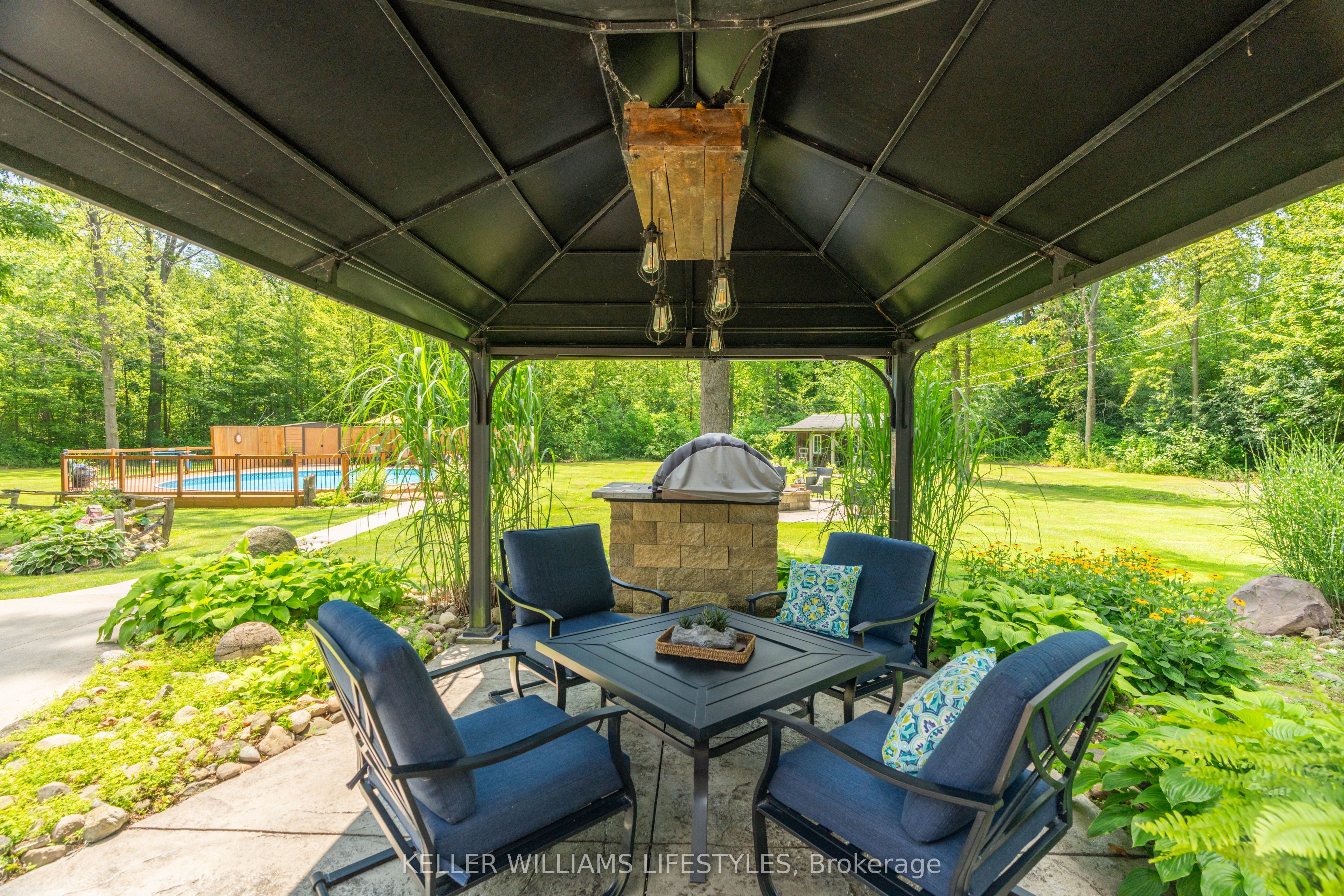 6545 Thomson Line Property Photo 32