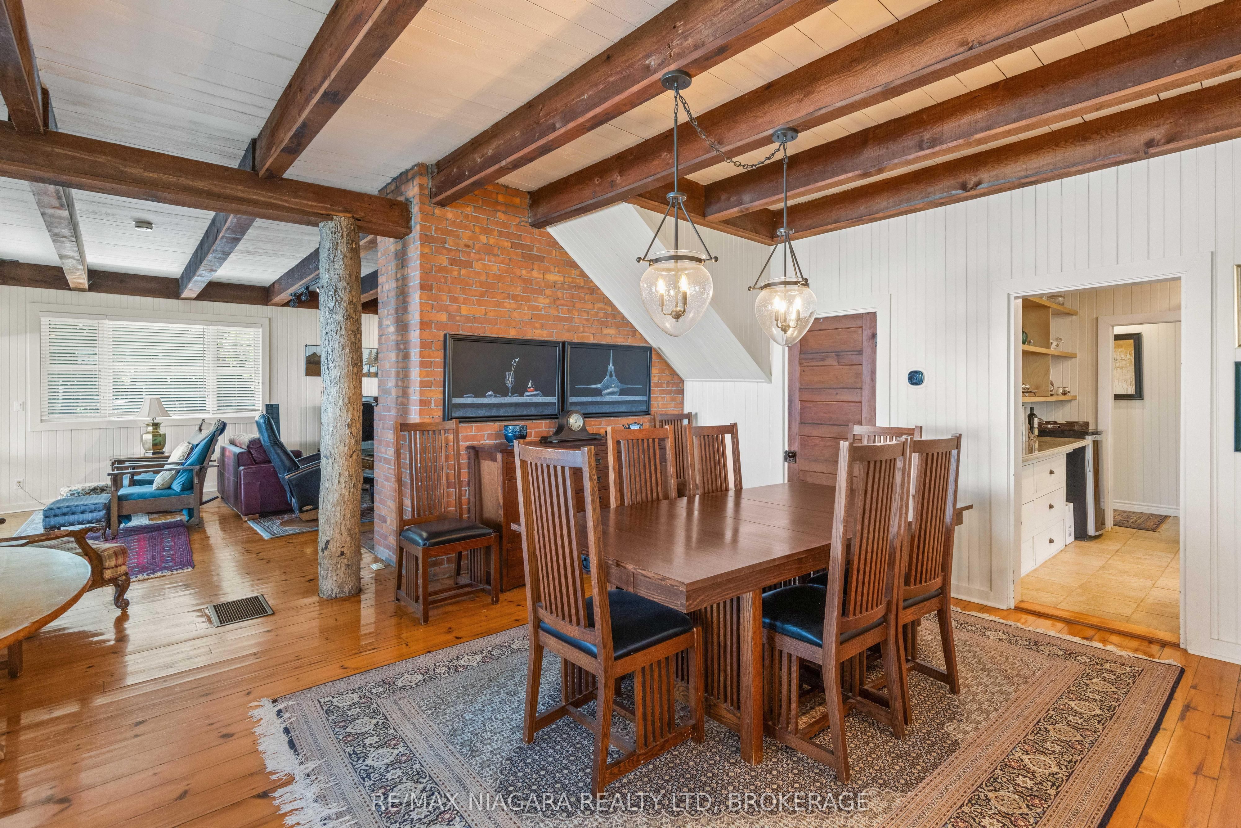 1661 Macdonald Drive Property Photo 14