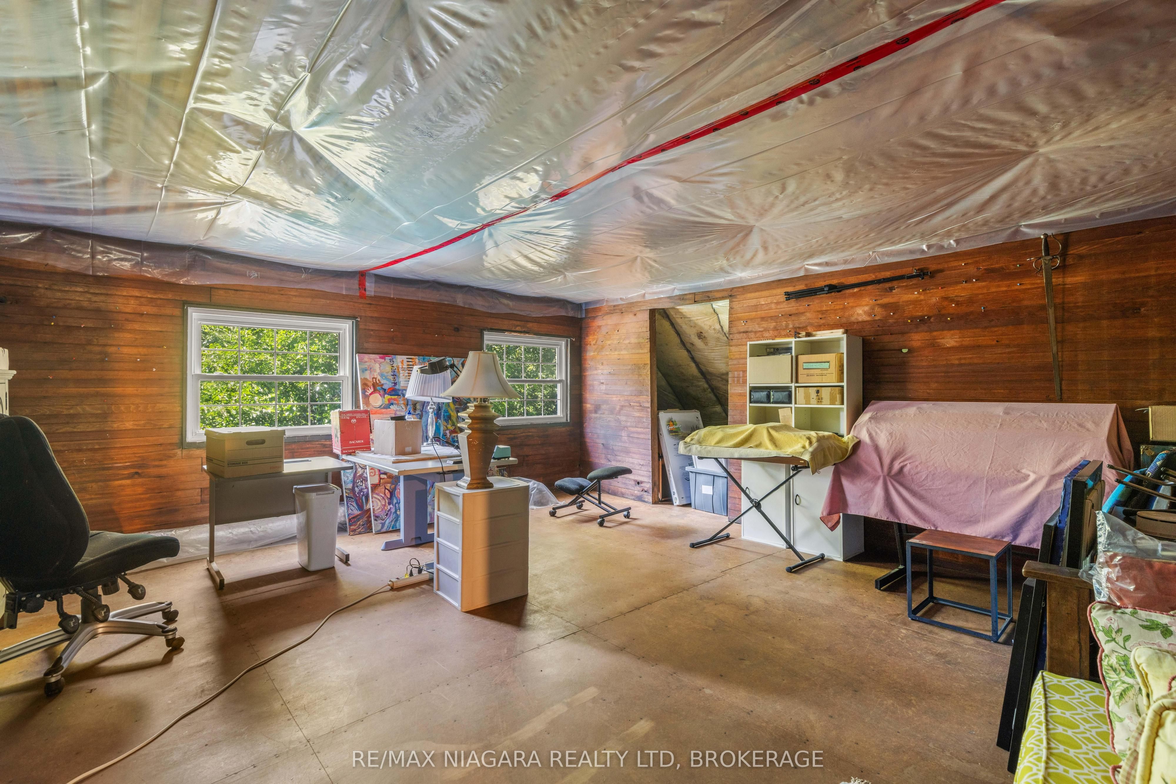 1661 Macdonald Drive Property Photo 32