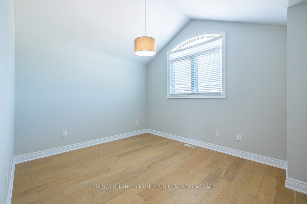 377 Willowbrook Dr Property Photo 24