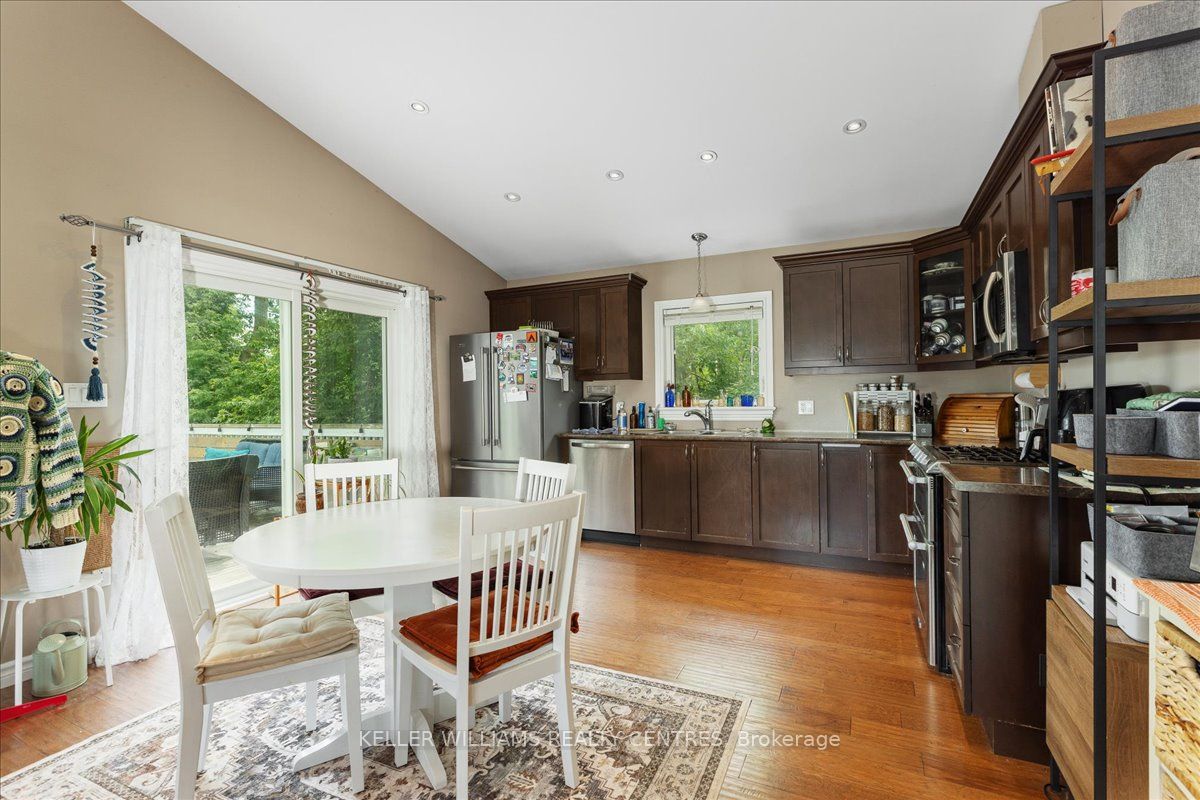 31 Durham Street E Property Photo 9