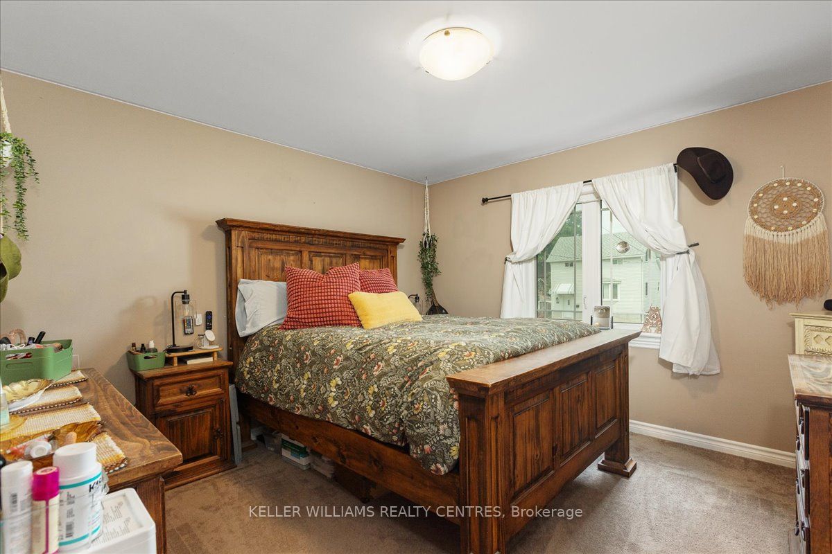 31 Durham Street E Property Photo 11