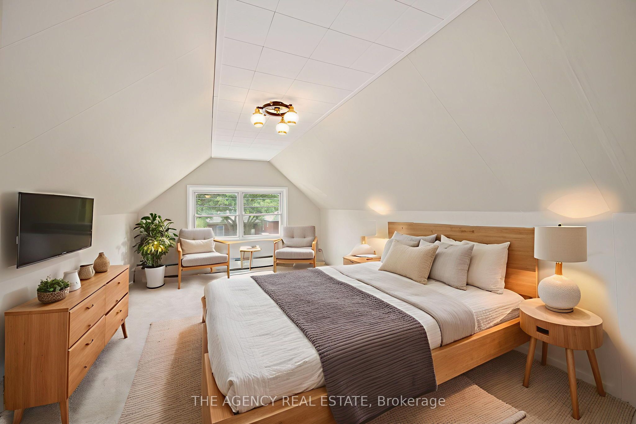 1180 York Street Property Photo 16