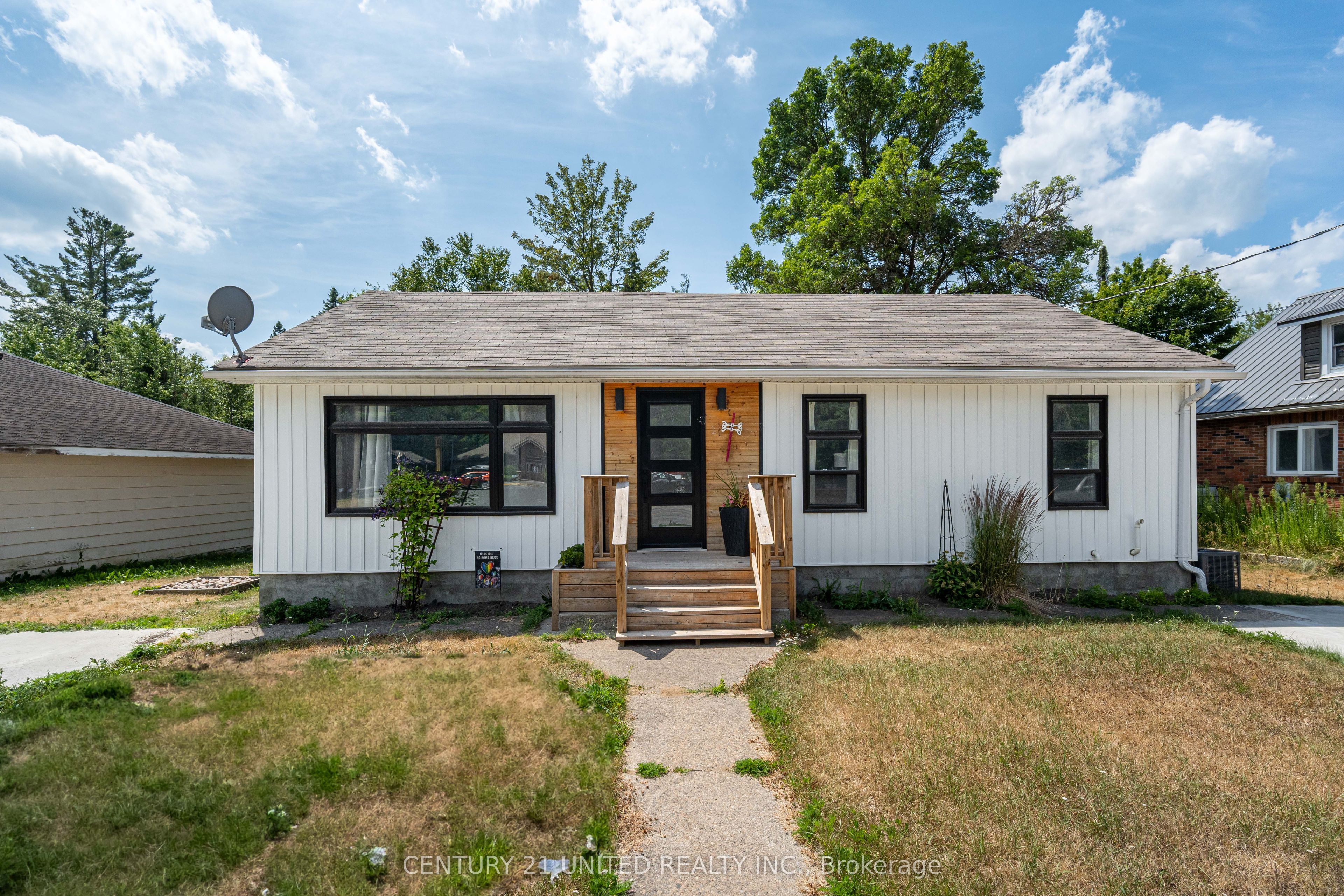 178 Burleigh Street Property Photo 1