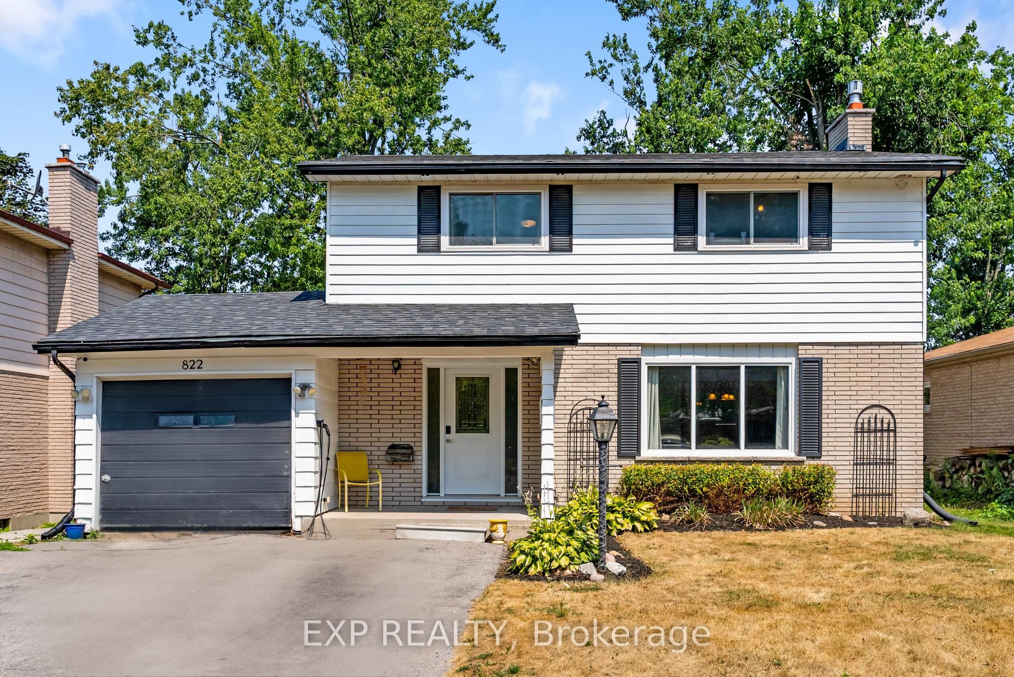 822 Foxe Street Property Photo 1