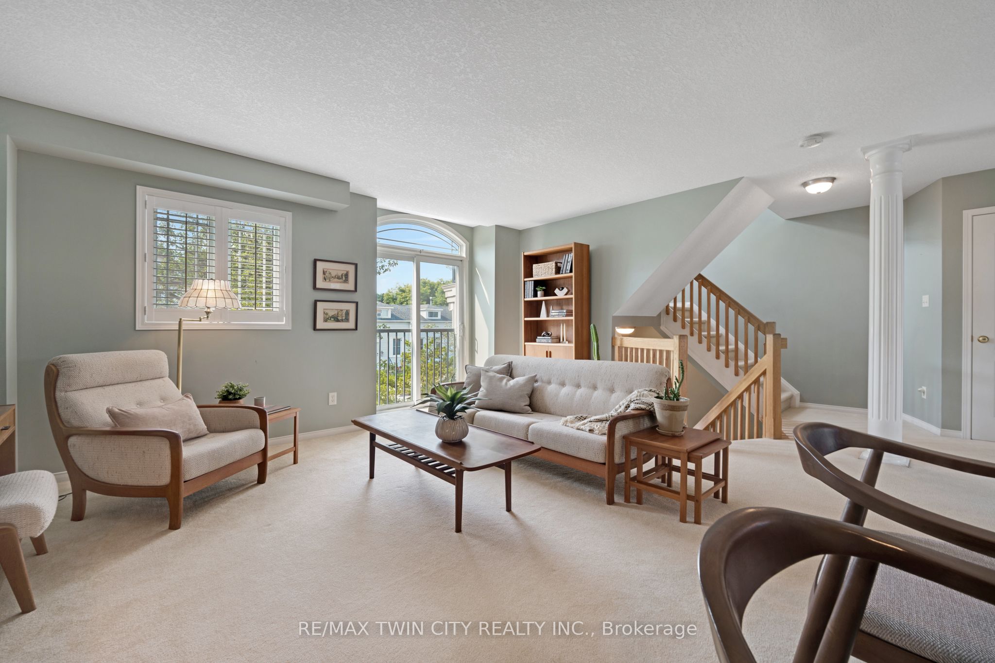 16 Bruce Street Property Photo 1