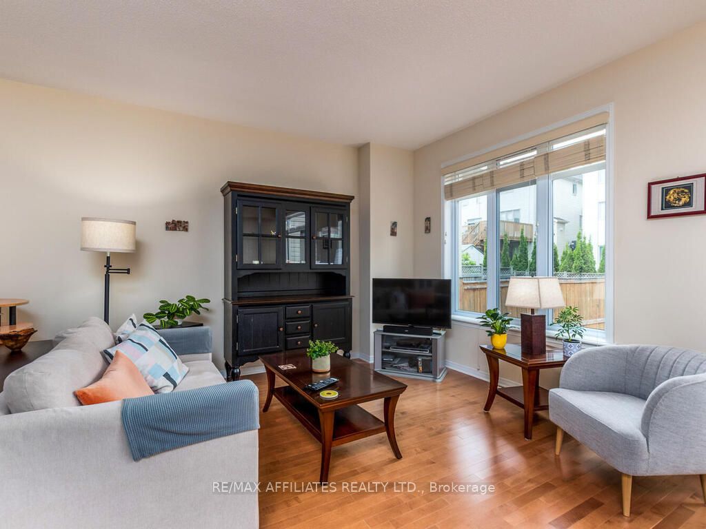 252 Badgeley Avenue Property Photo 7