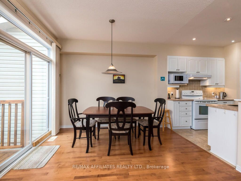 252 Badgeley Avenue Property Photo 12