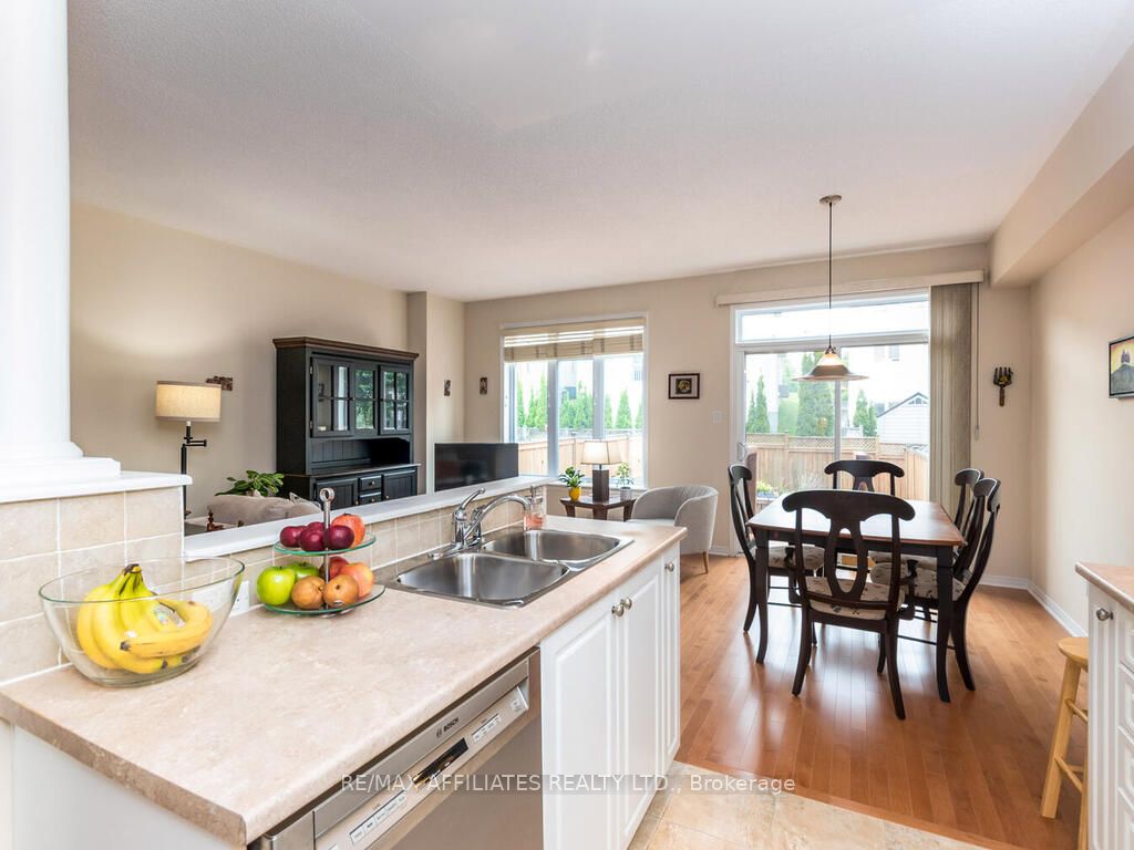 252 Badgeley Avenue Property Photo 14