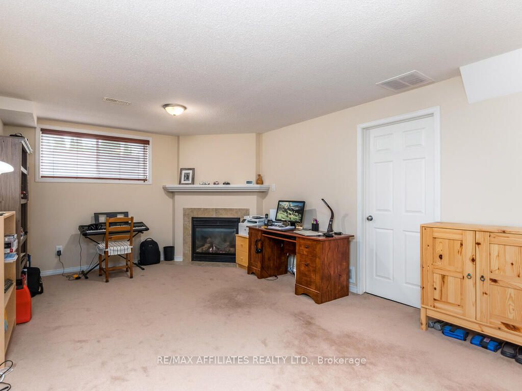 252 Badgeley Avenue Property Photo 24