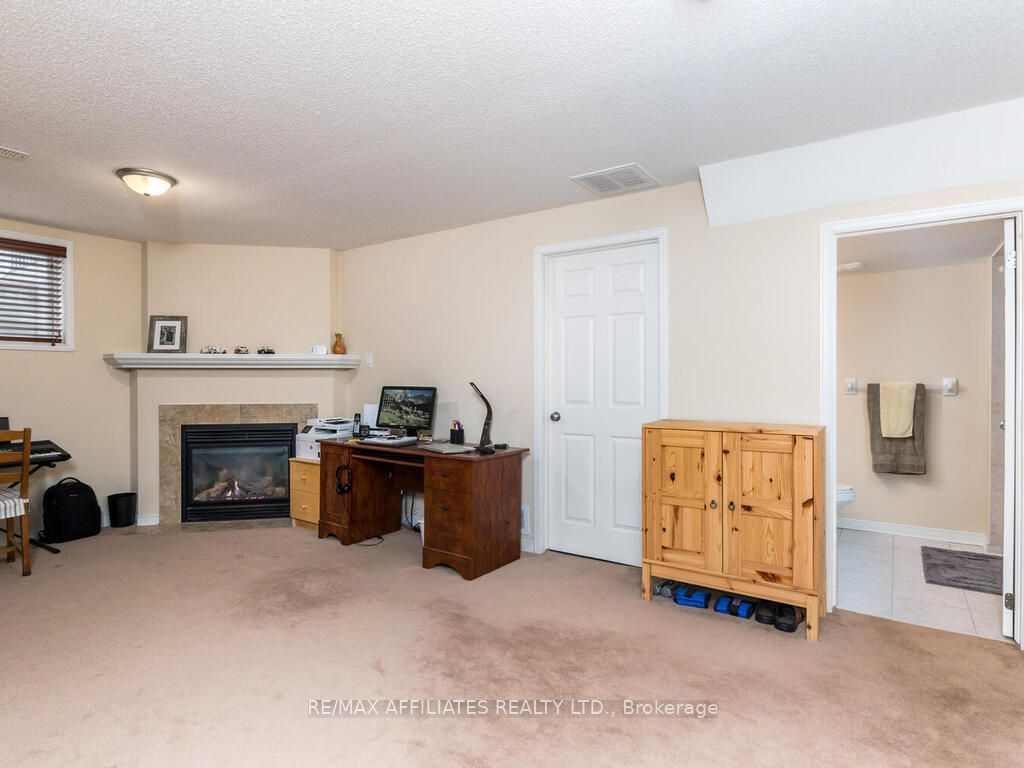 252 Badgeley Avenue Property Photo 25