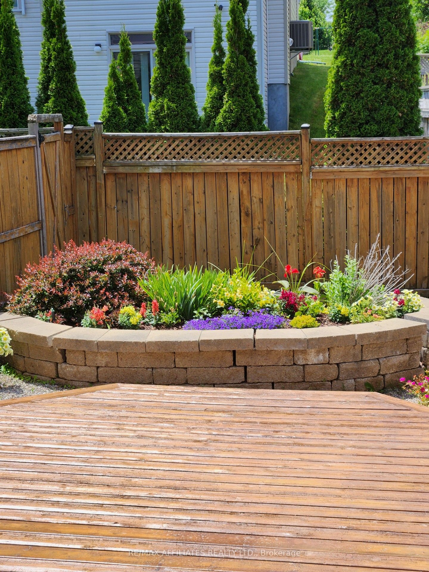 252 Badgeley Avenue Property Photo 30