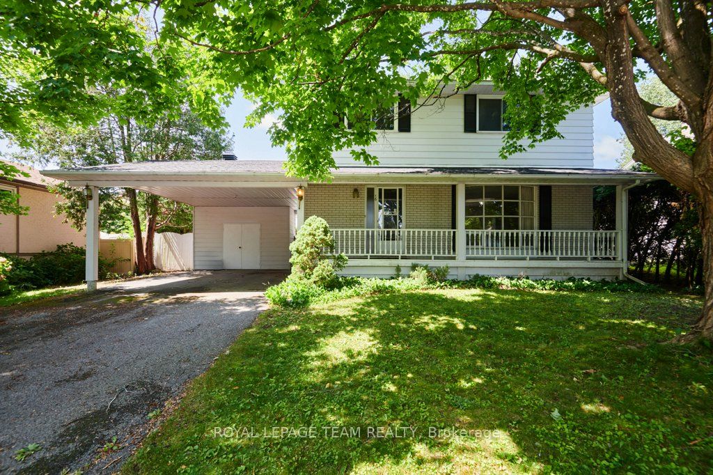 16 Keewatin Cres Property Photo 1