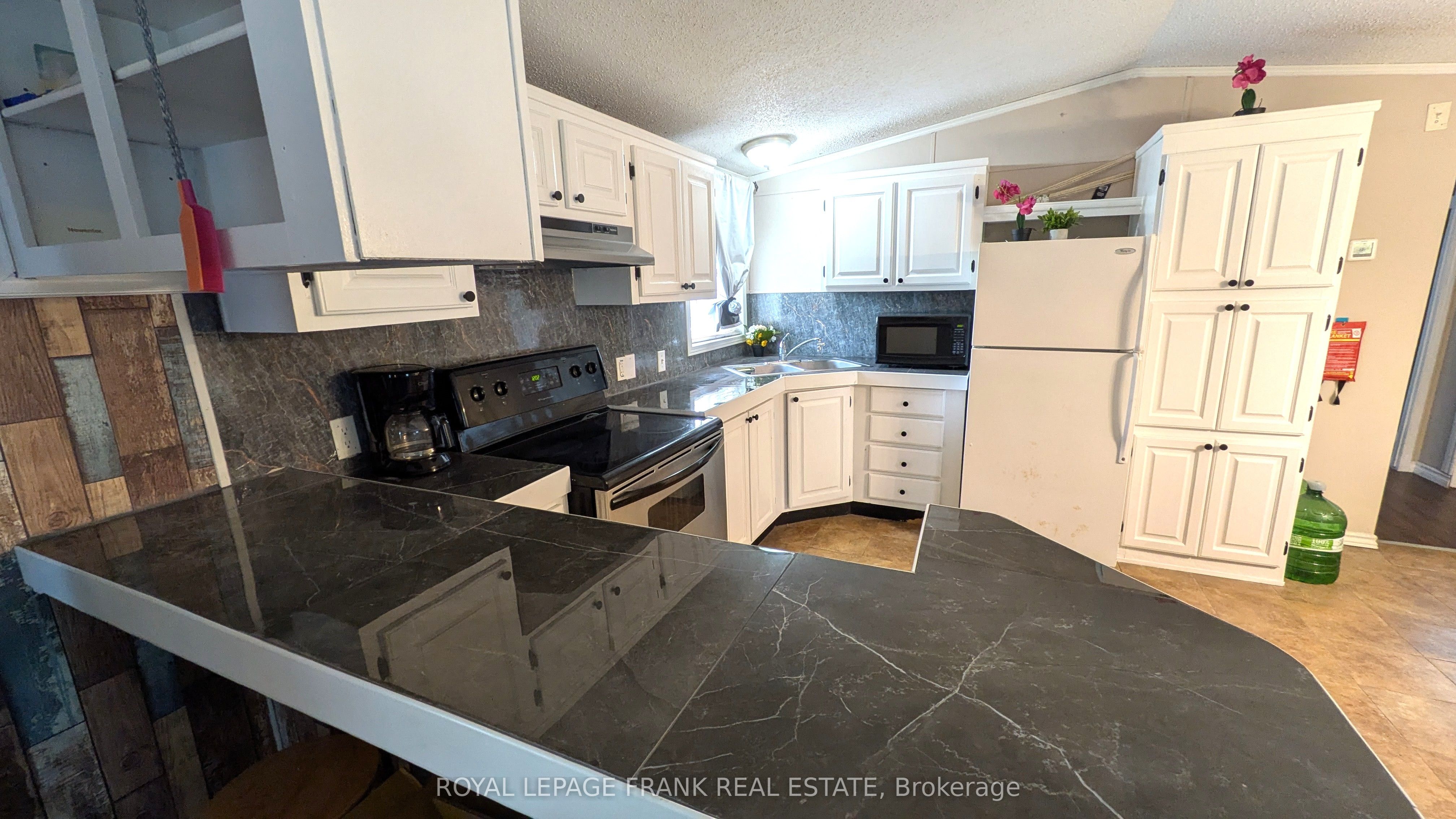 2171 St. Ola Road Property Photo 9