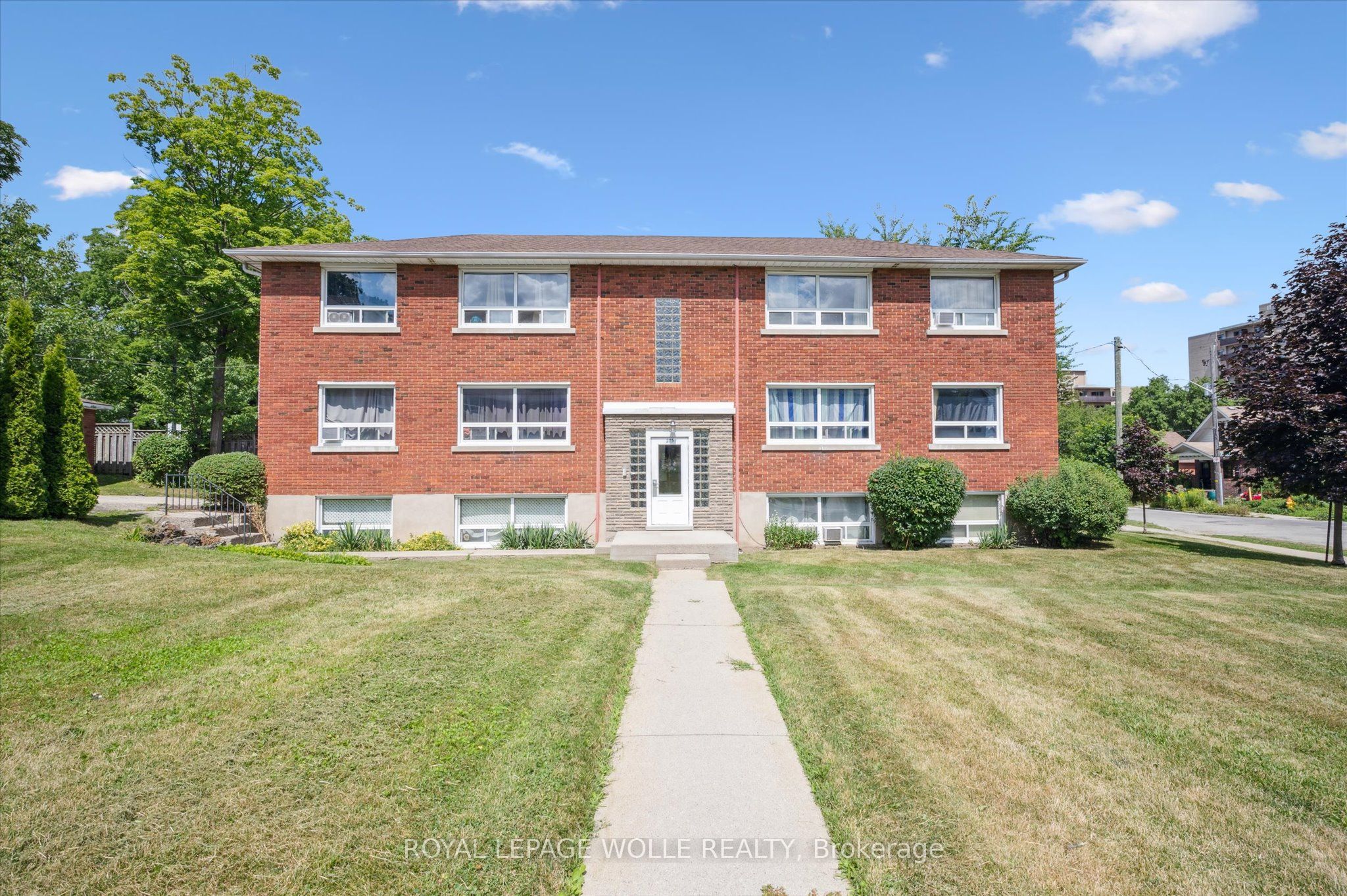 275-279 Herbert Street Property Photo 4