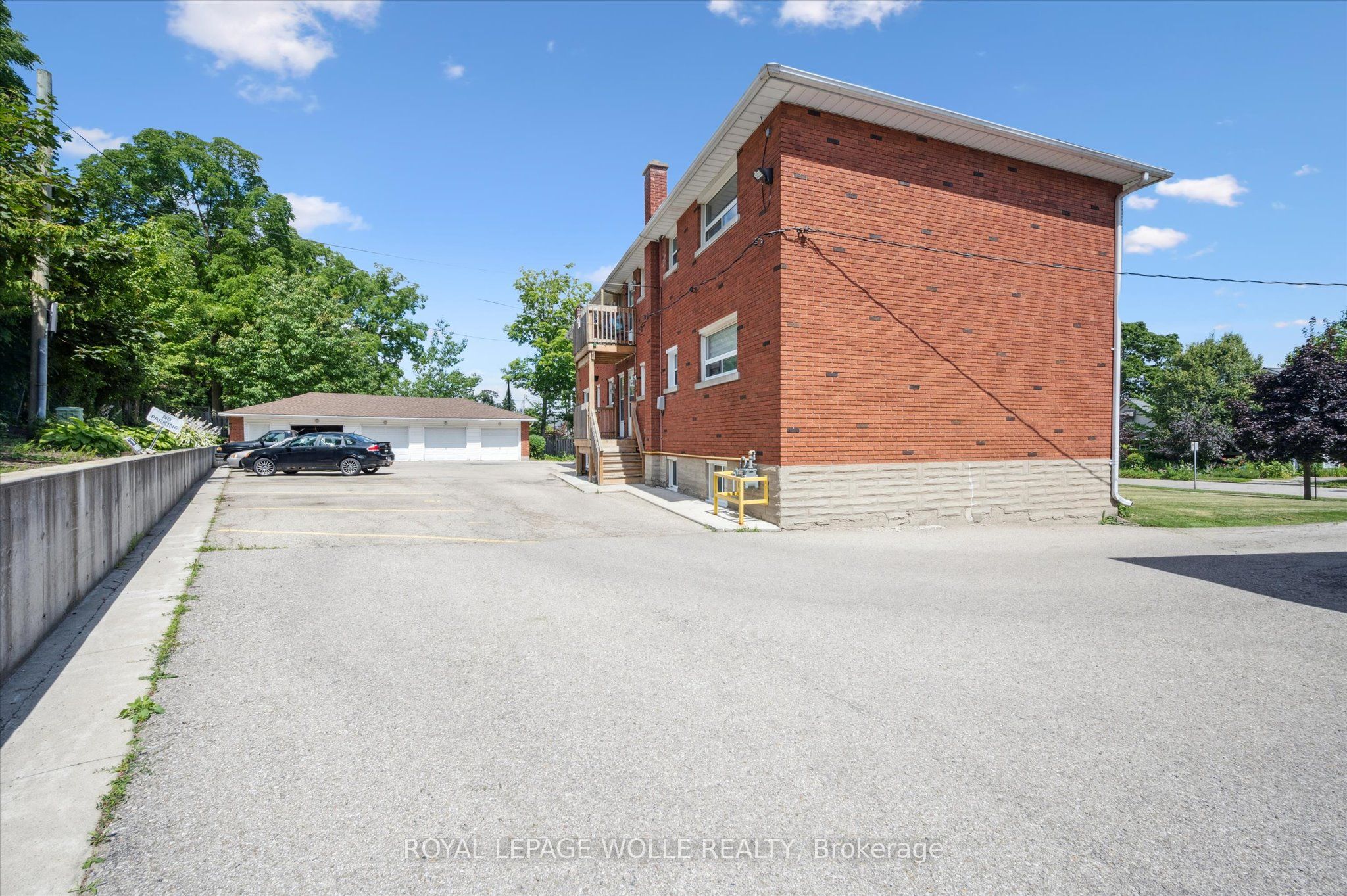 275-279 Herbert Street Property Photo 10